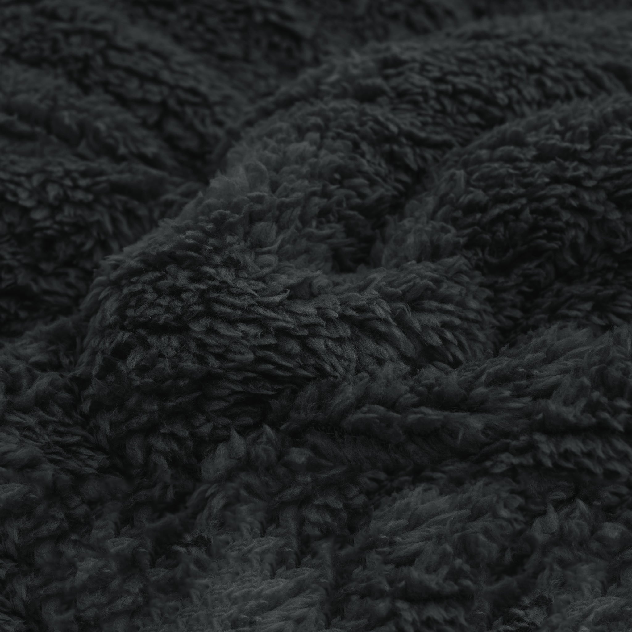 All-in One Lazy Teddy Dekbed Zwart - Dekbed met kussenslopen