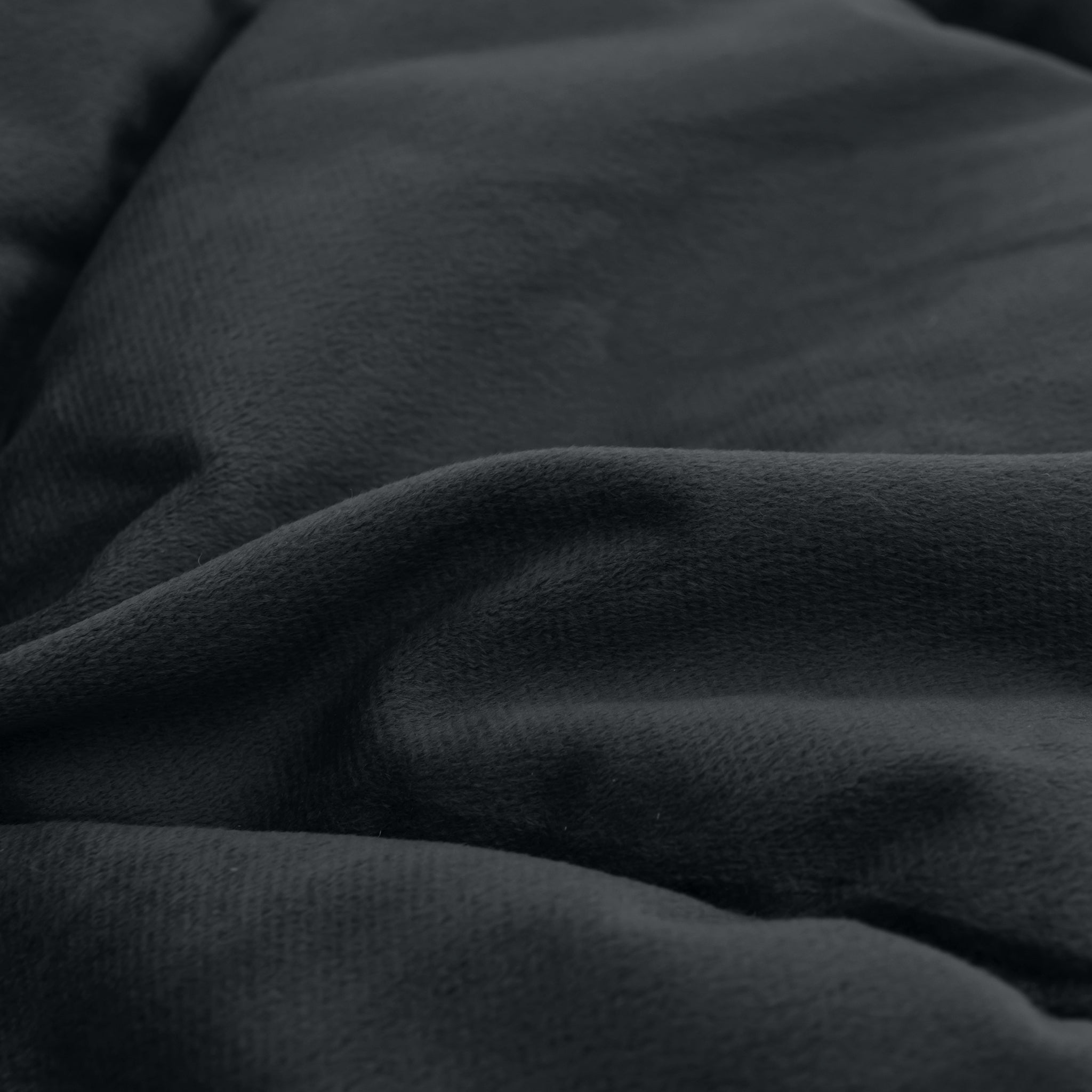 All-in One Lazy Velvet Dekbed Zwart - Dekbed met kussenslopen
