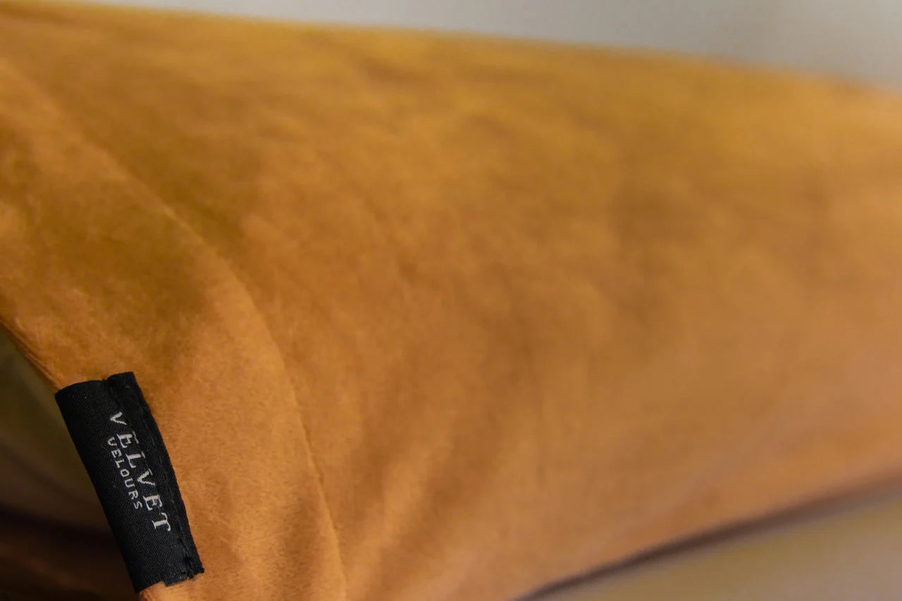 Velvet Kussensloop Cognac - Luxe Bodypillow Hoes 45x145 cm
