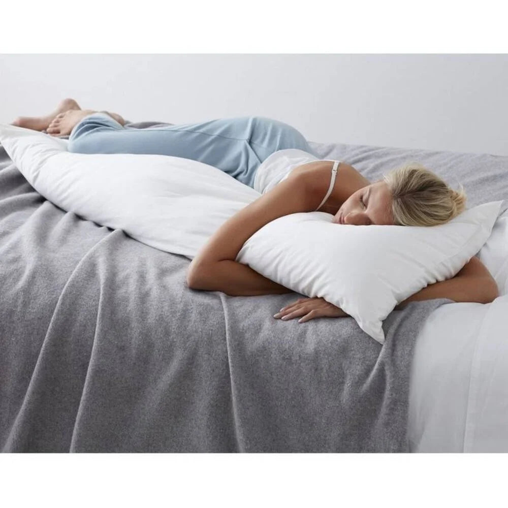 Body Pillow Pregnancy Pillow Made of Cotton - Perfect for Side Sleepers, Pregnant Women & Injuries