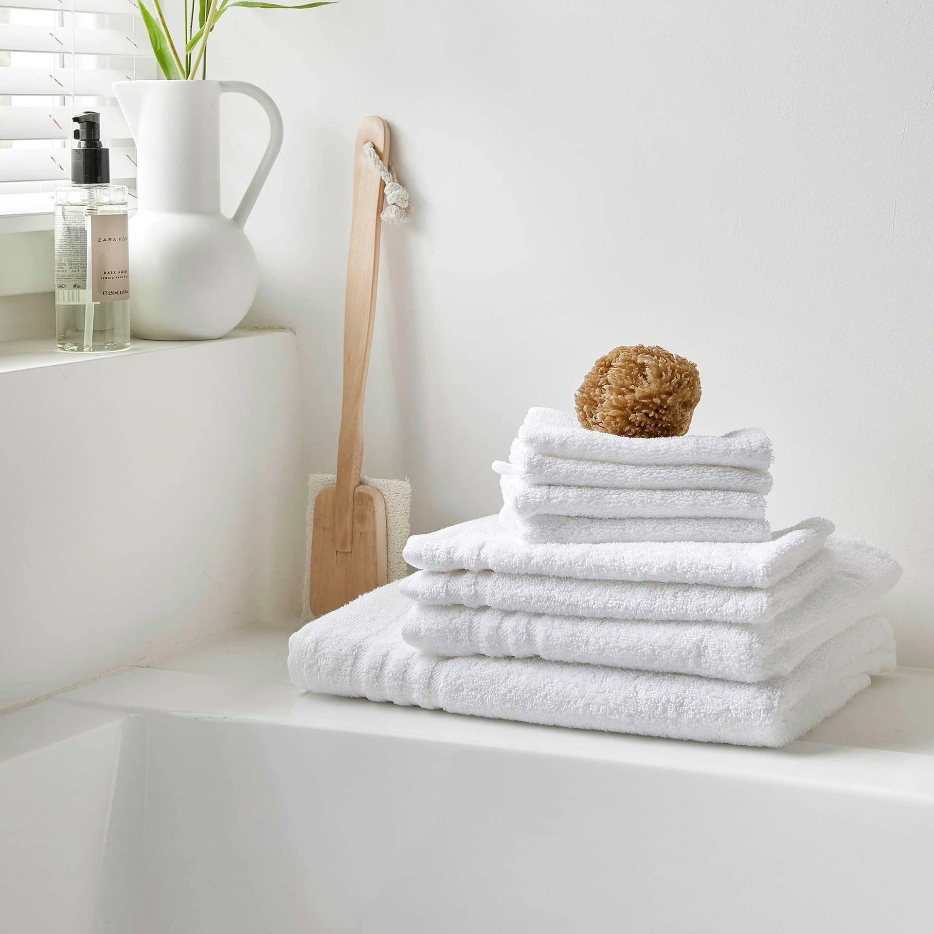 Byrklund Badlaken Bath Basics - Wit - 100% Katoen (BCI) - 70 x 140 cm