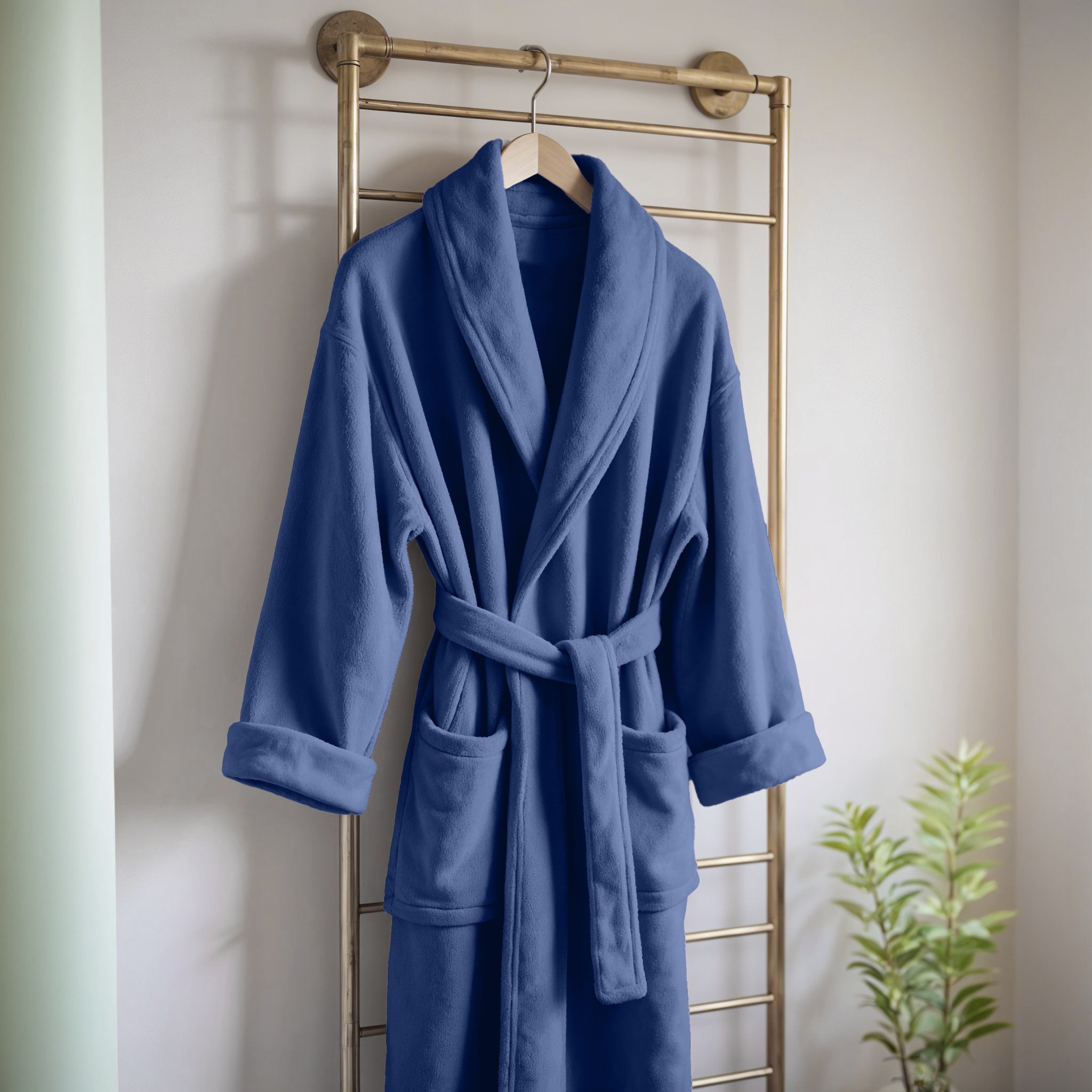 Coral Fleece Bathrobe Navy - Perfect fit - Absorbs moisture - Available in different sizes