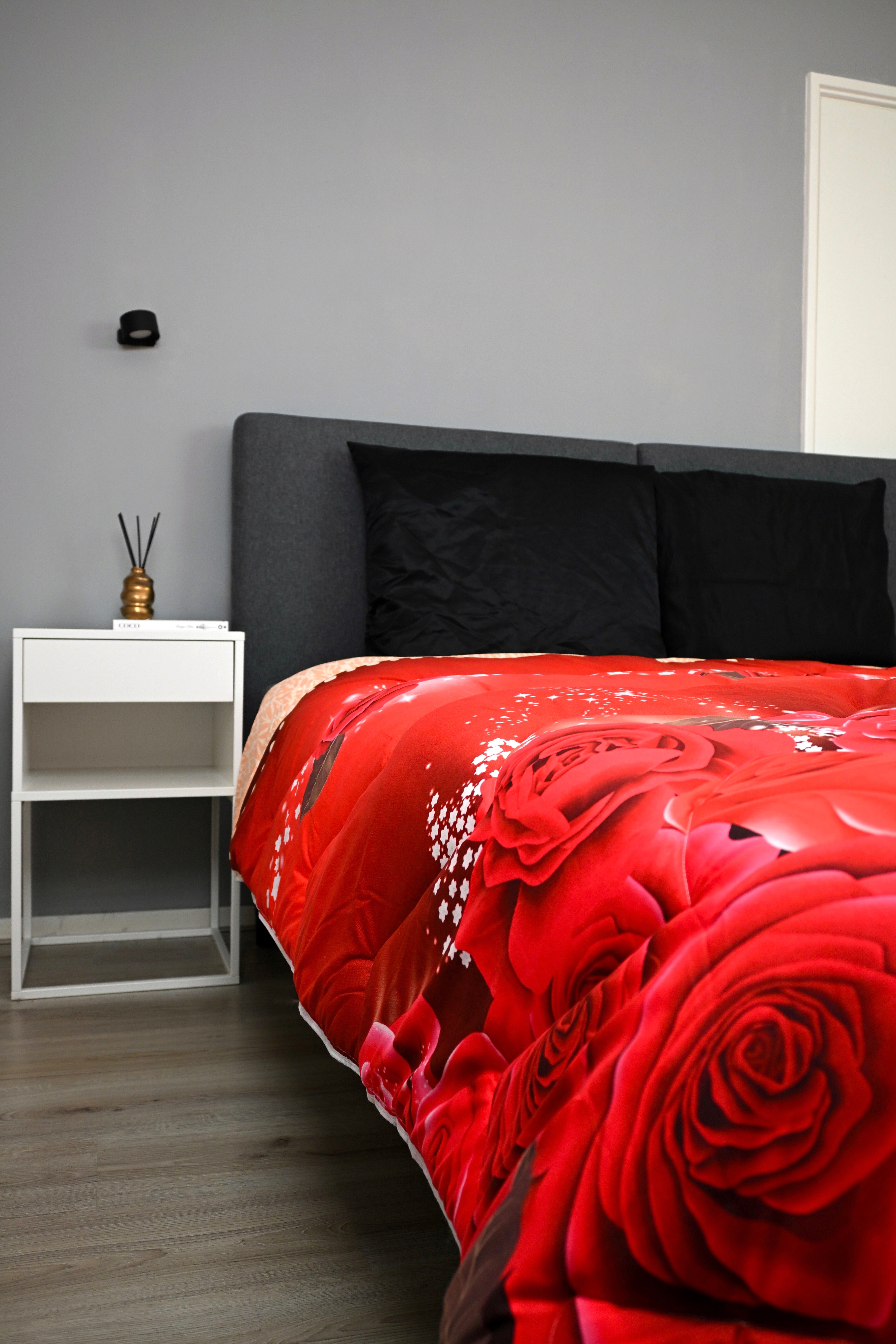 All-in One Lazy Dekbed Rode Rozen - Dekbed voor het hele jaar