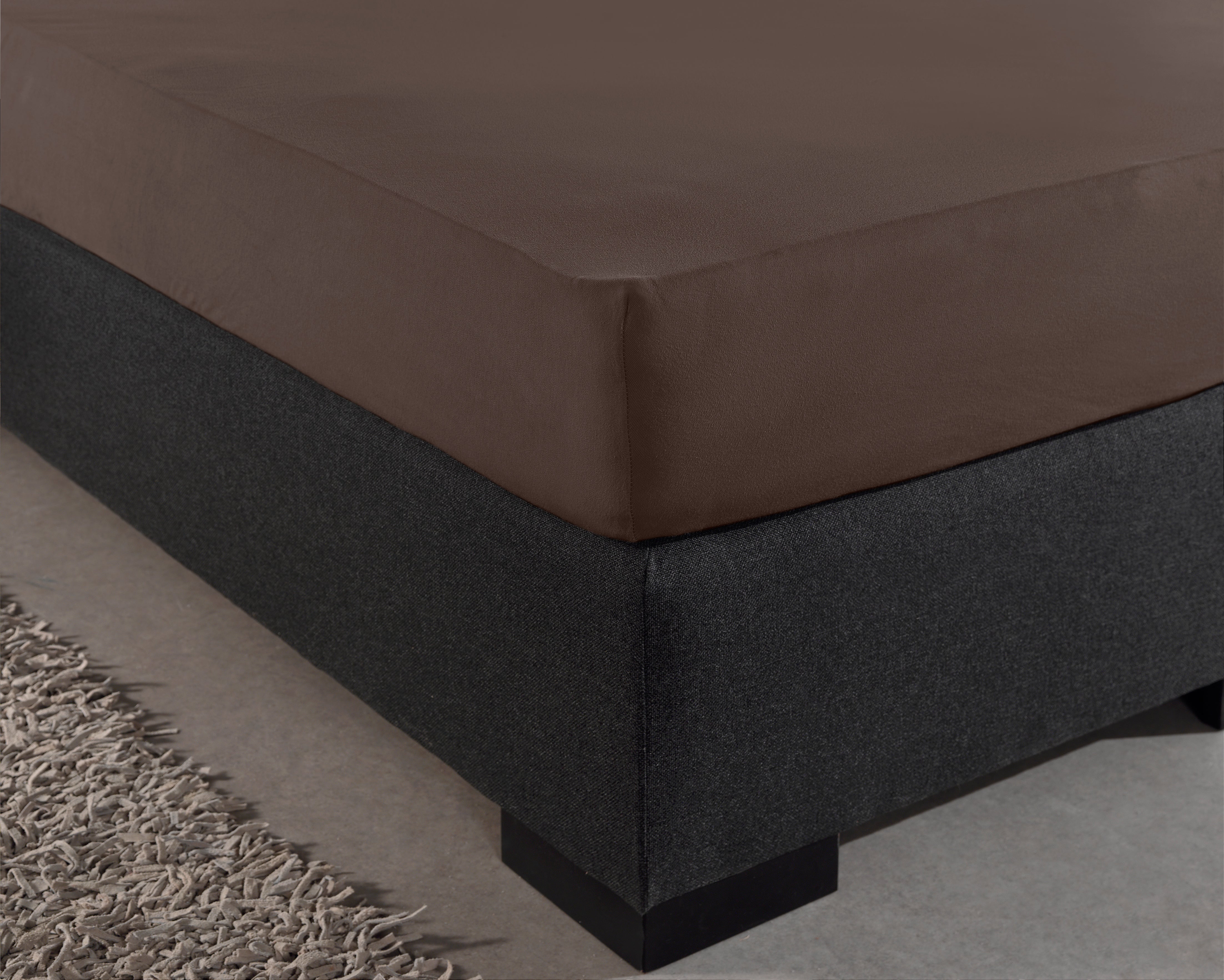 Single Jersey 135 gr. Fitted Sheet Deep Taupe - Wonderfully Soft - Suitable for Box Springs and Mattresses - Stretch Cotton