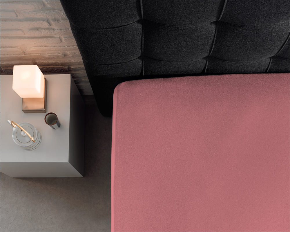 Single Jersey 135g Fitted Sheet Pink - Wonderfully Soft - Suitable for Box Springs and Mattresses - Stretch Cotton