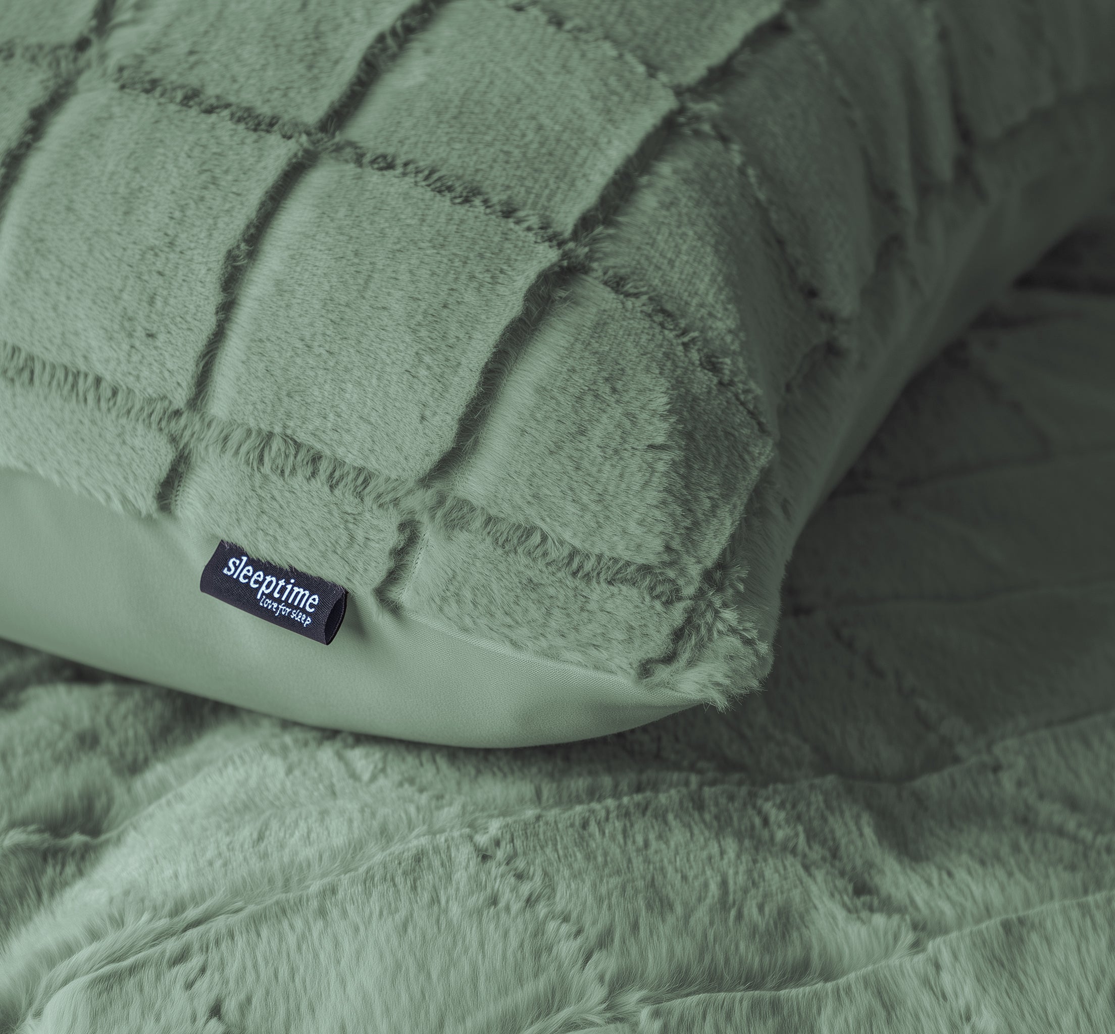 Faux Fur Check Duvet Cover Dark Green - Wonderfully soft - Chic design - Faux fur