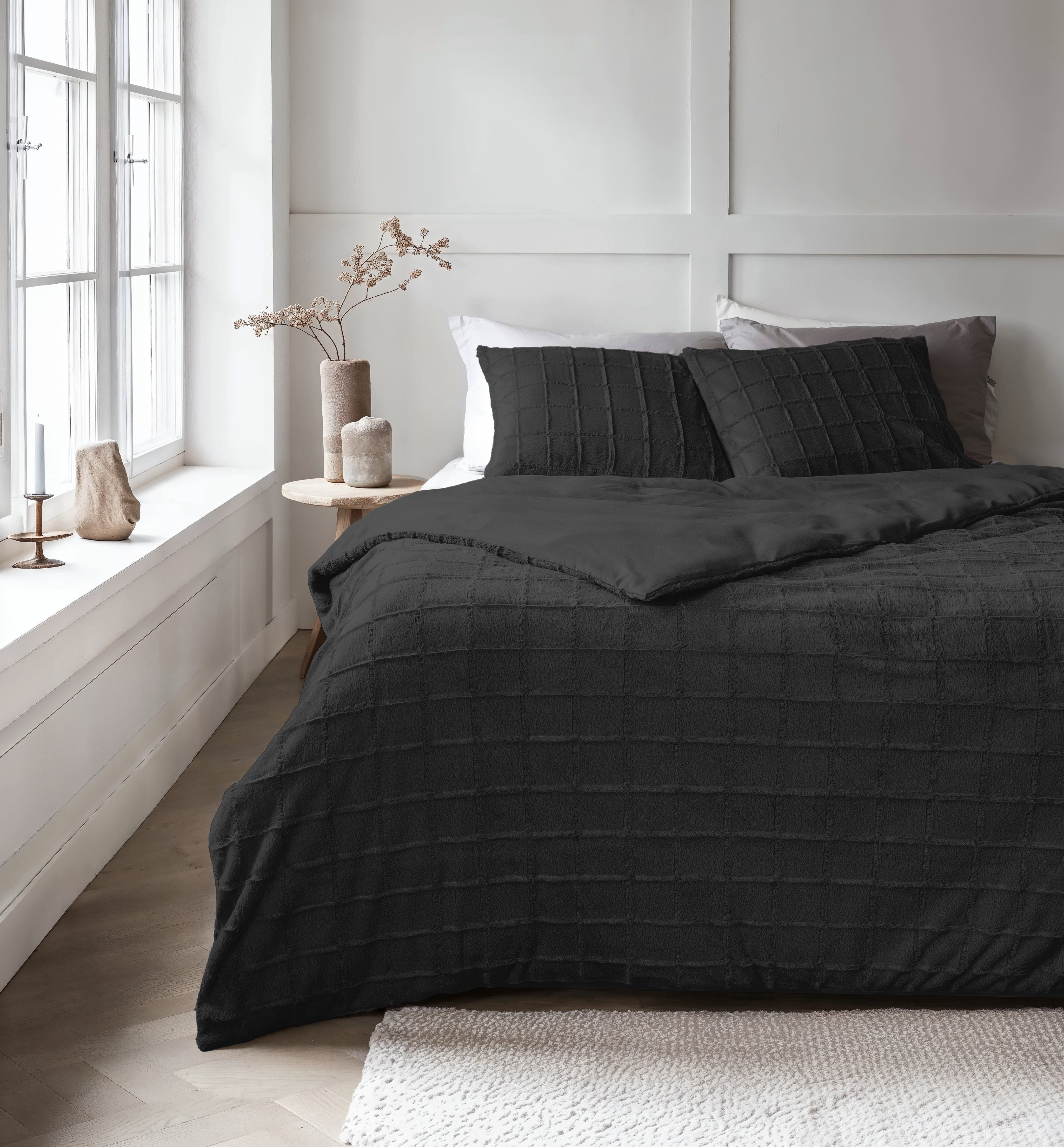 Faux Fur Check Duvet Cover Black - Wonderfully soft - Chic design - Faux fur