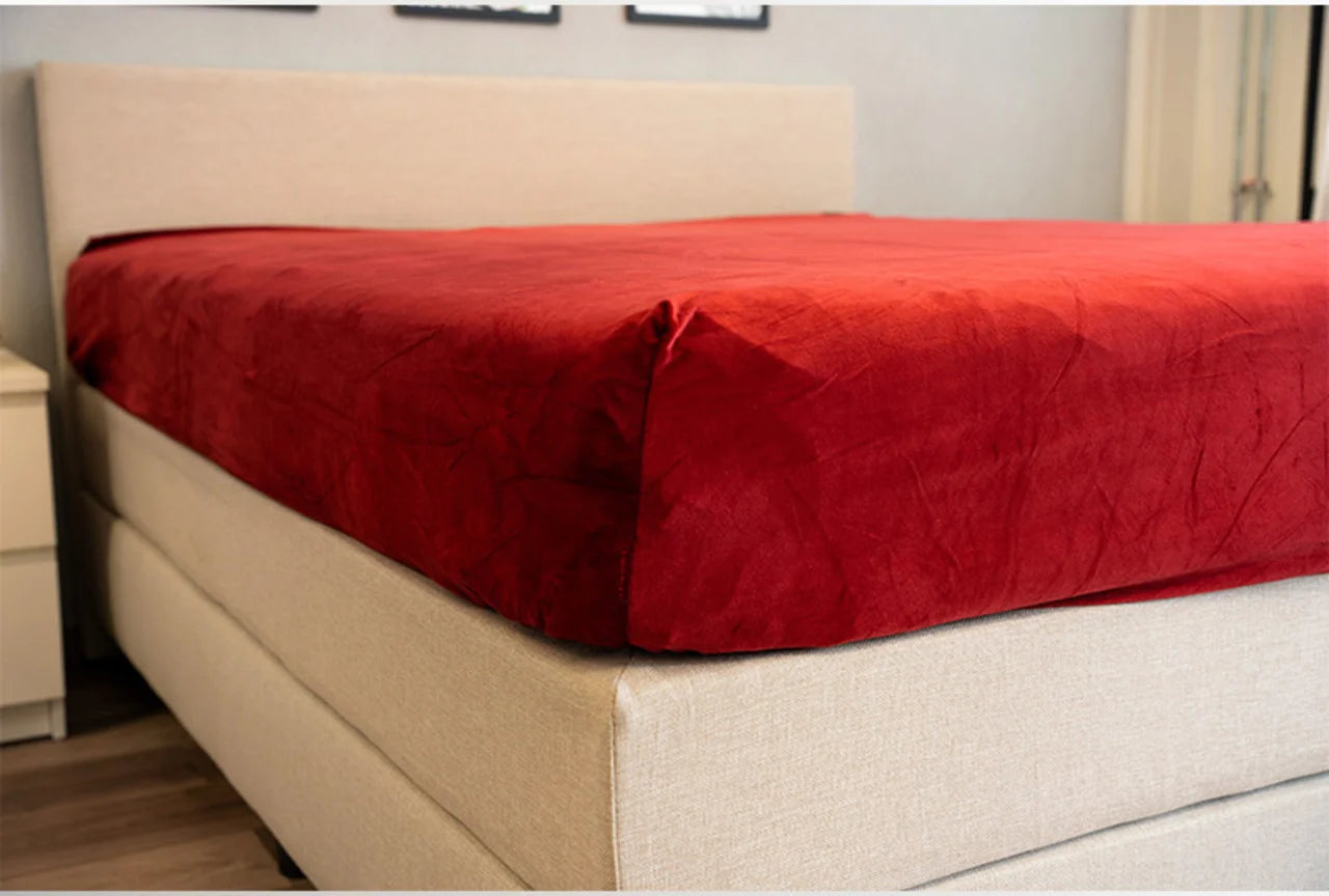 Velvet Fitted Sheet Bordeaux Red - Luxury Velvet Fitted Sheet for Perfect Sleeping Comfort