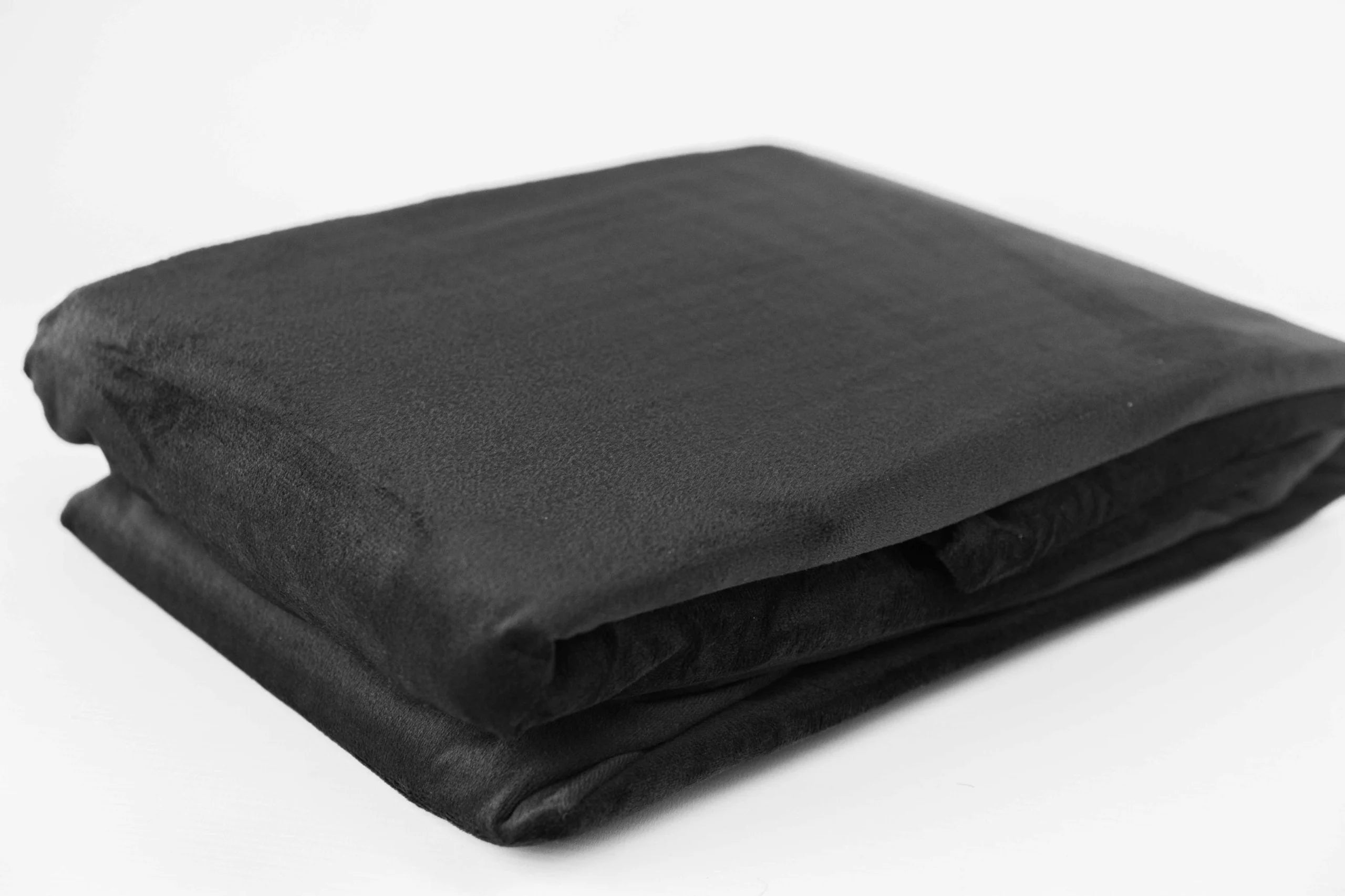 Velvet Fitted Sheet Black – Luxurious, Soft – Perfect Fit – 100% Velvet
