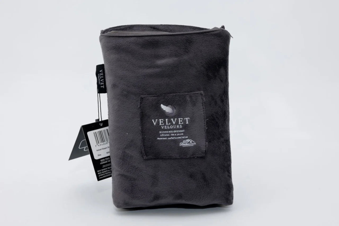 Velvet Pillowcases Anthracite – Luxury Velvet Pillowcases in 12 Colors