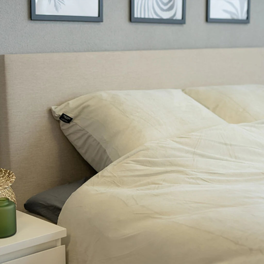 Velvet Pillowcases Silver Velvet | Luxury Pillowcases in 12 Colors