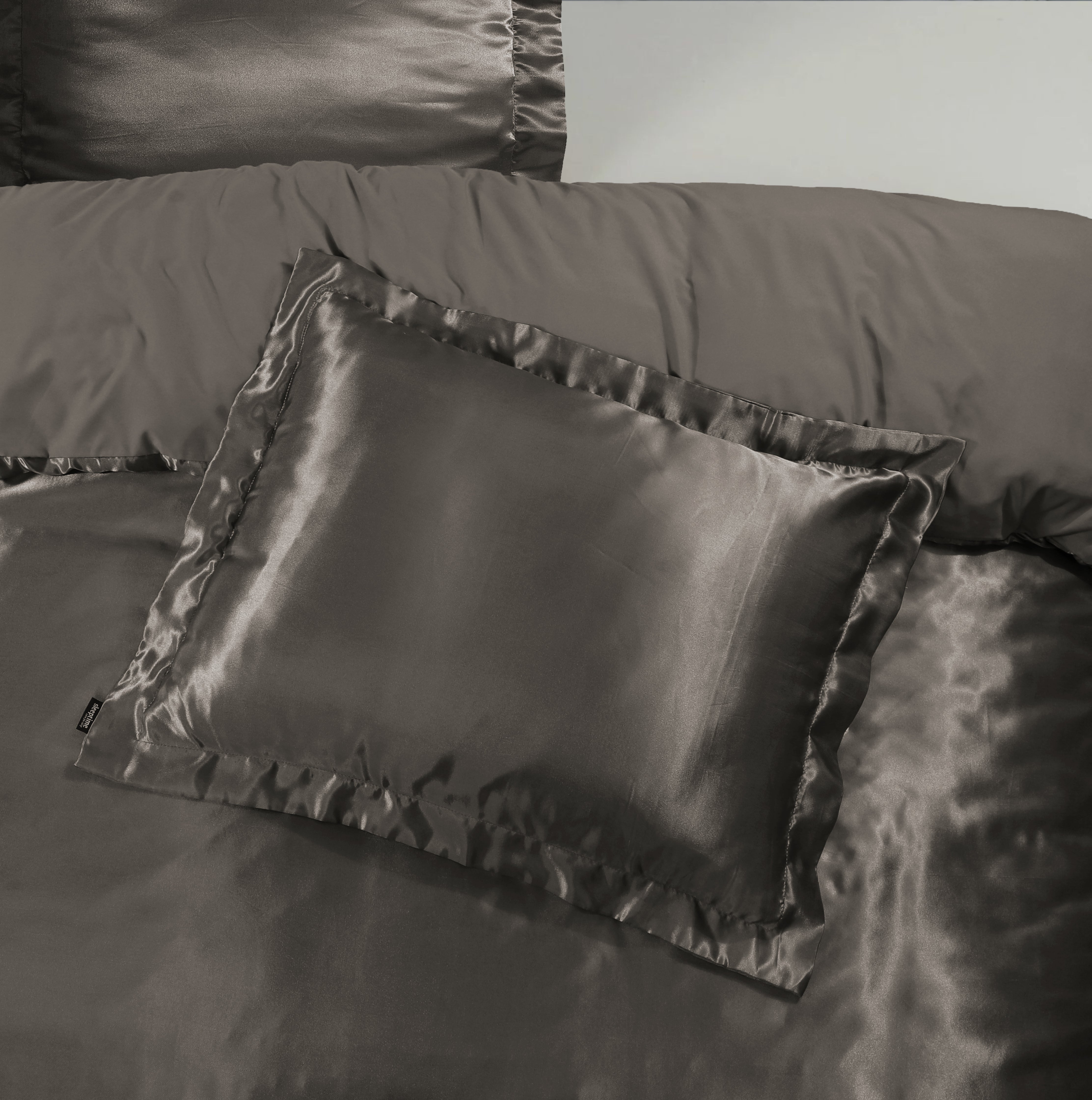 Glossy Antraciet Kussensloop 60 x 70 - Anti haar slijtage - Haarsalon product - 2 stuks in 1 verpakking