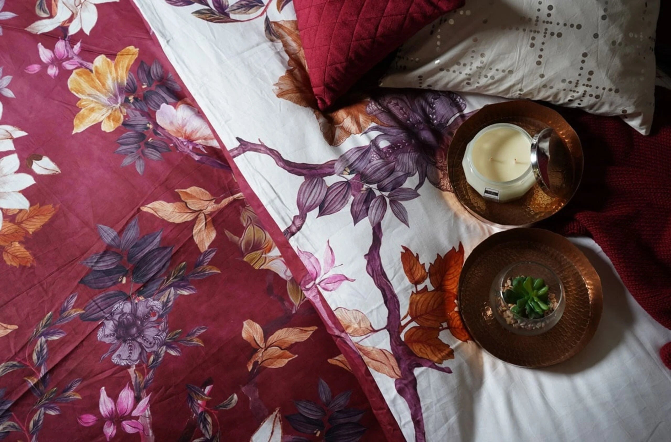 Floral Vine Red & White Cotton Satin Duvet Cover Double