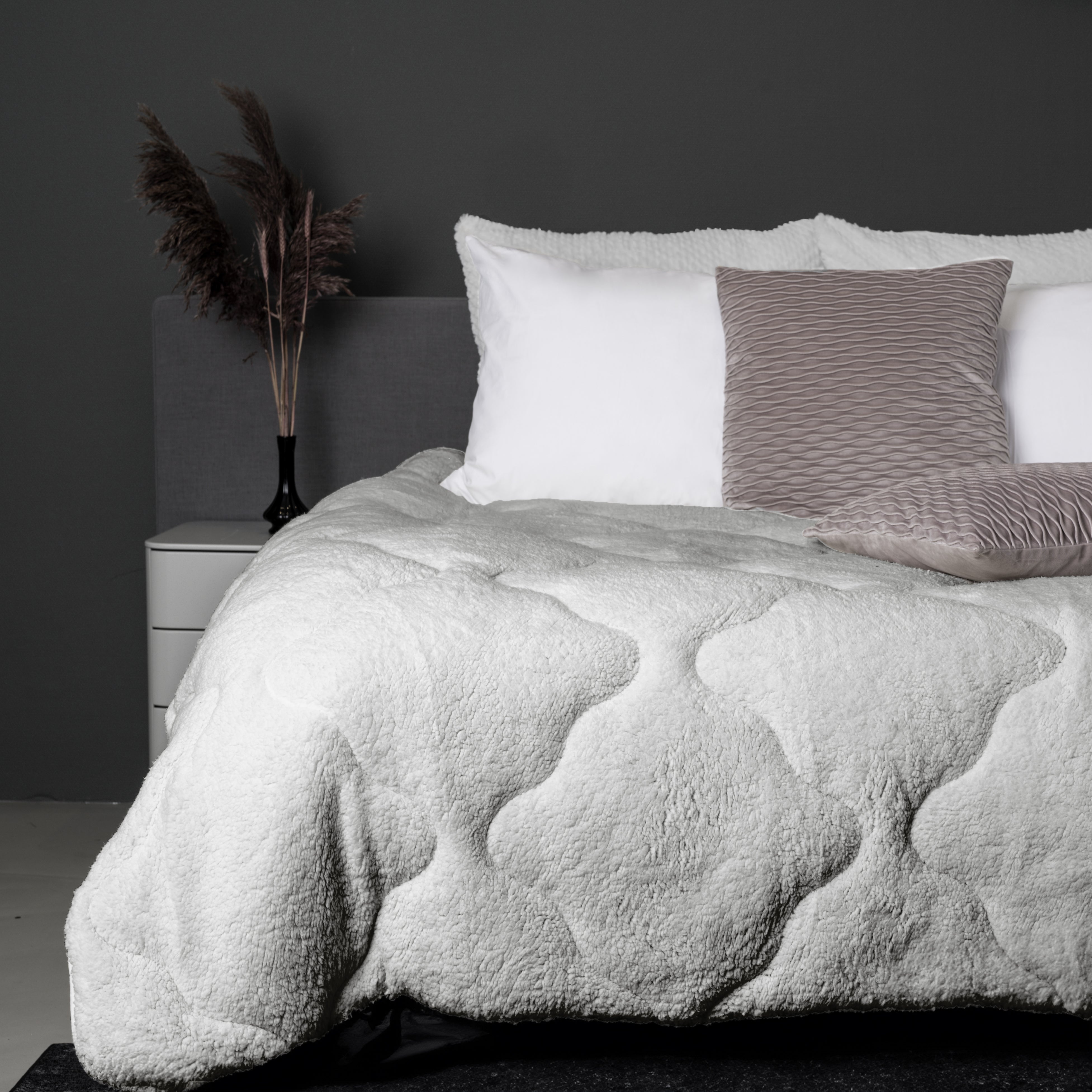 All-in One Lazy Teddy Dekbed Grijs - Dekbed voor het hele jaar