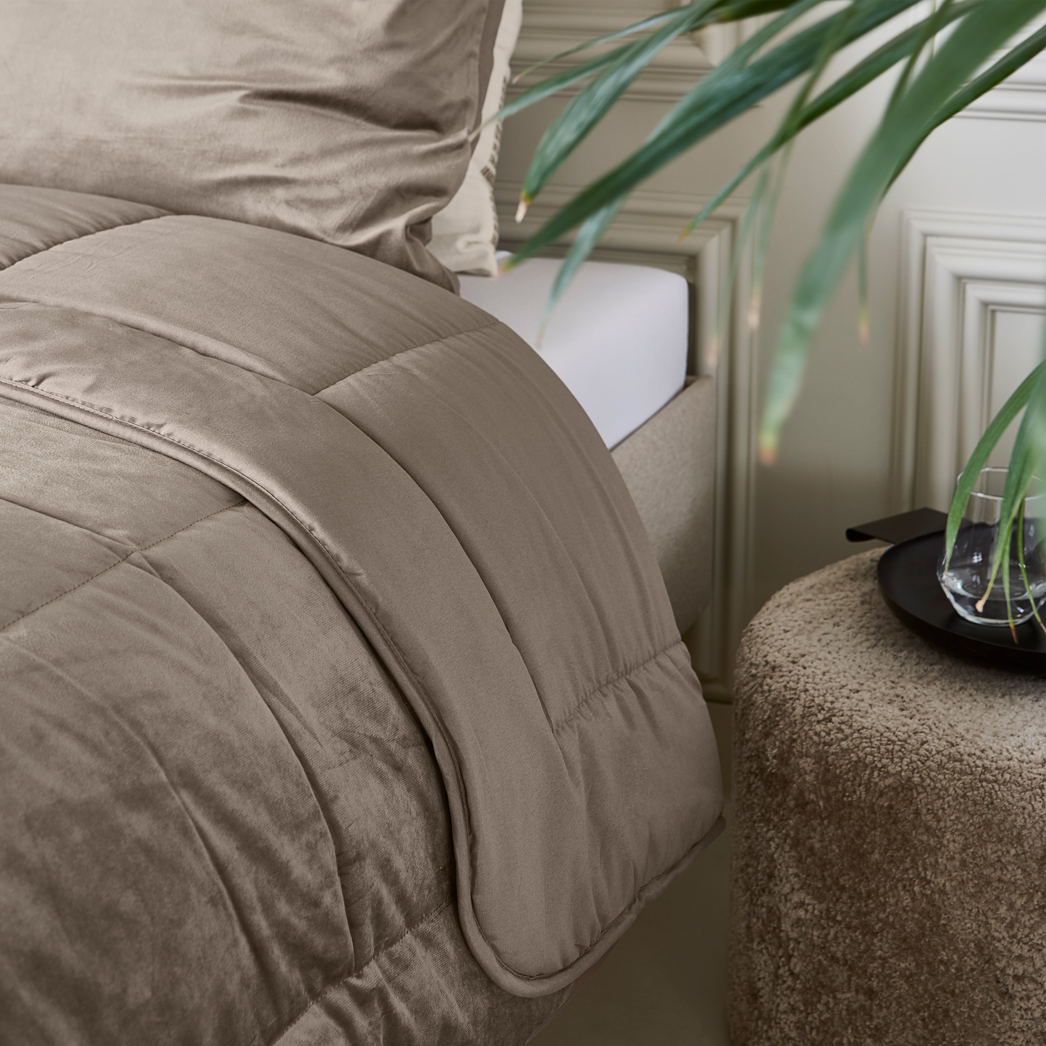 All-in One Lazy Velvet Dekbed Taupe/Grijs - Dekbed voor het hele jaar