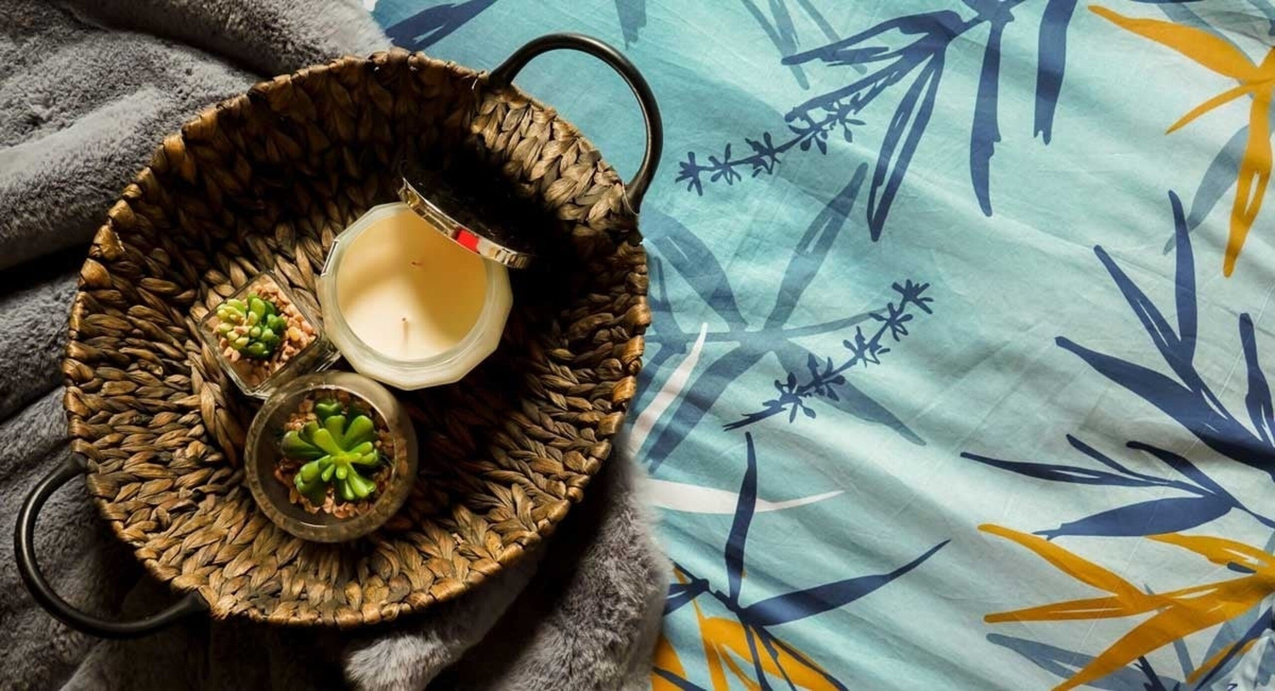 Raining Daffodils Cotton Satin Duvet Cover Double