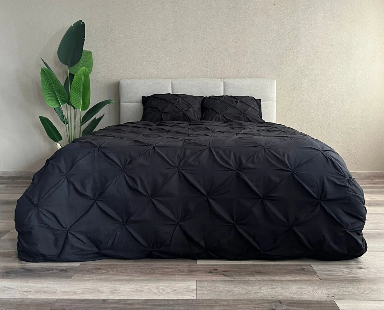 Monte Carlo Black Dekbedovertrek | Luxe Zwart Katoen