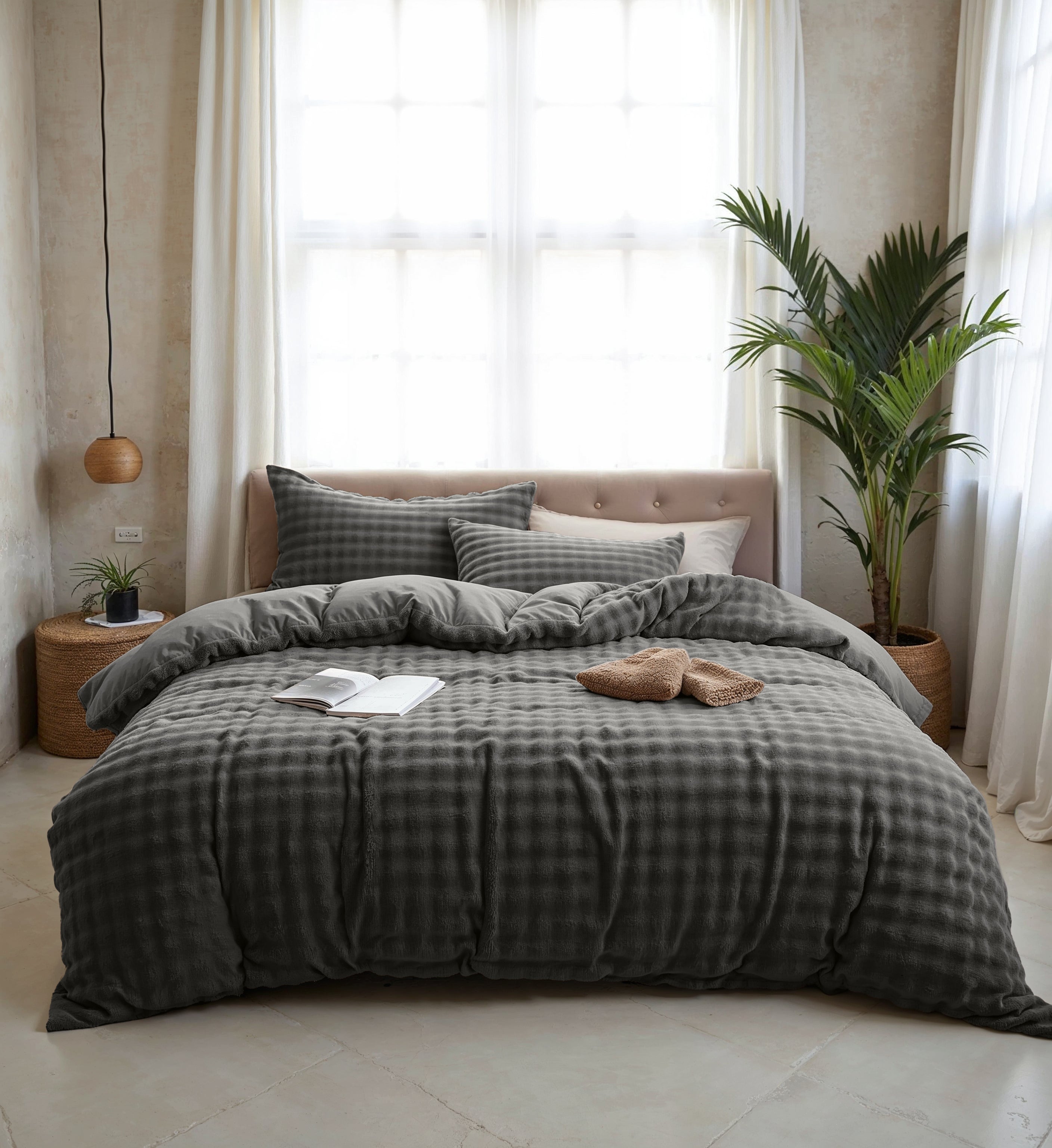 Pom Pom Dekbedovertrek Antraciet - Heerlijk zacht - Chique design - Nepbont