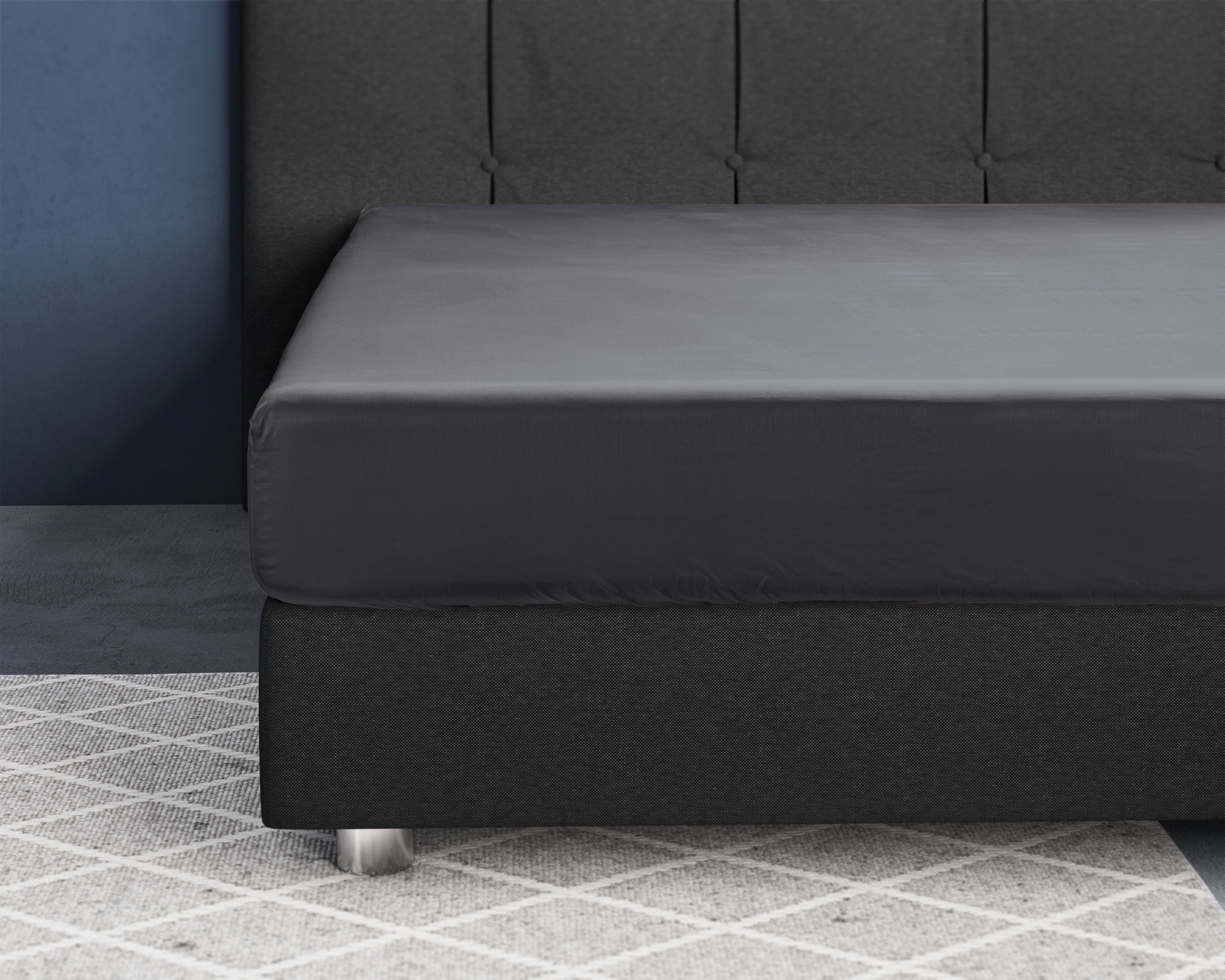 Satin Fitted Sheet Anthracite - Reactive washed - Soft, smooth, breathable and has a light sheen - Free from harmful substances and skin-friendly