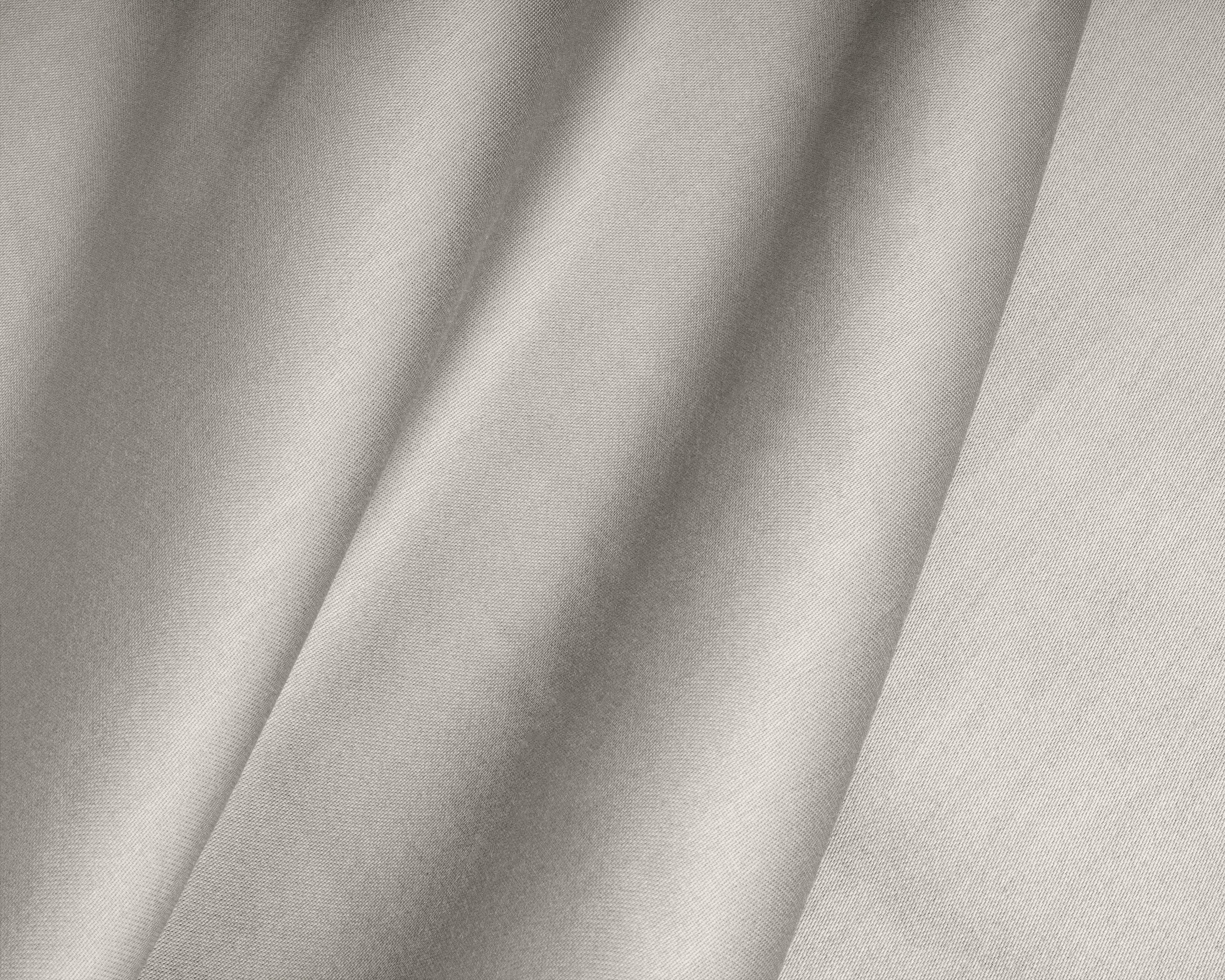 Satin Fitted Sheet Cream - Reactive washed - Soft, smooth, breathable and has a light sheen - Free from harmful substances and skin-friendly