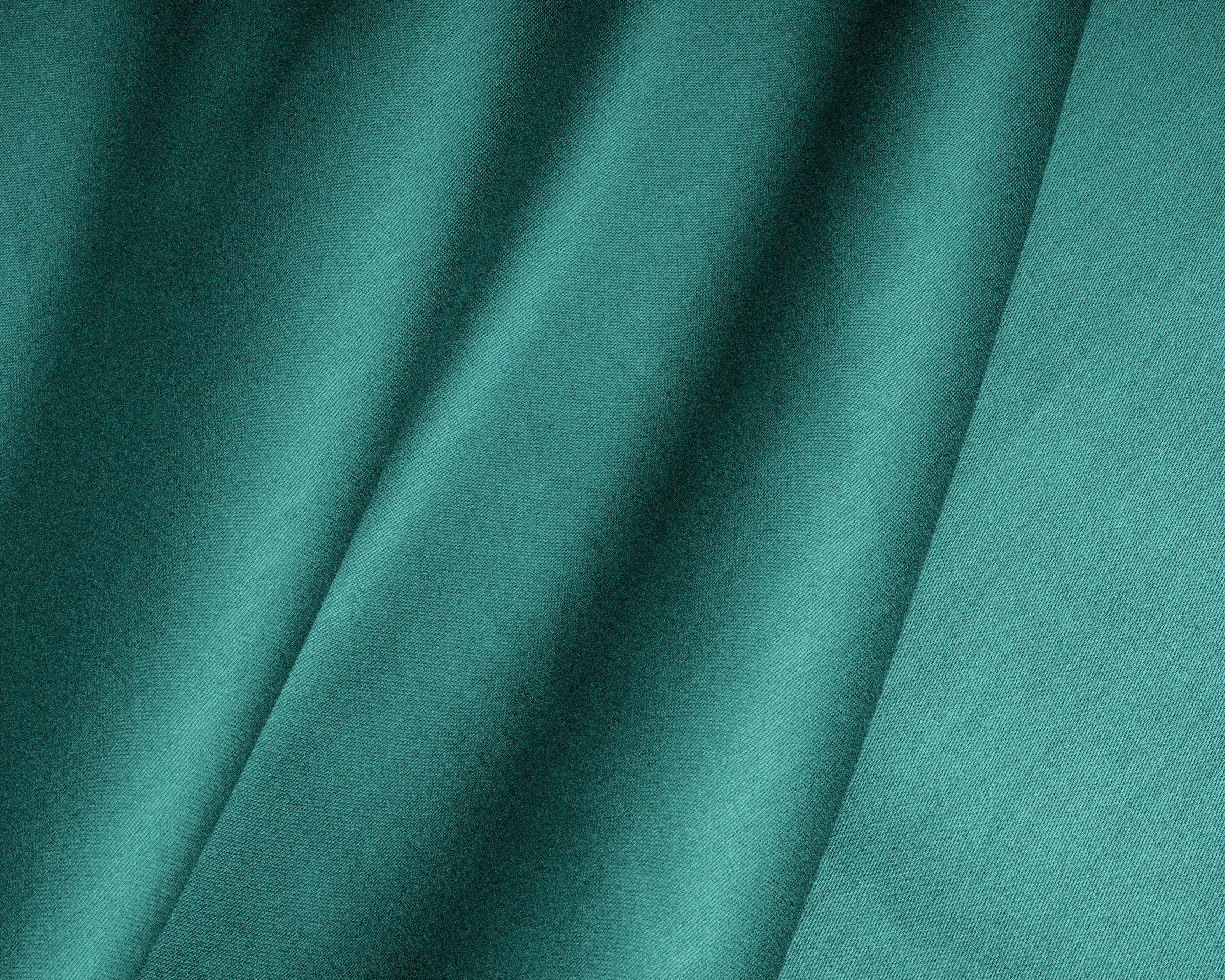Satin Fitted Sheet Dark Green - Reactive washed - Soft, smooth, breathable and has a light sheen - Free from harmful substances and skin-friendly
