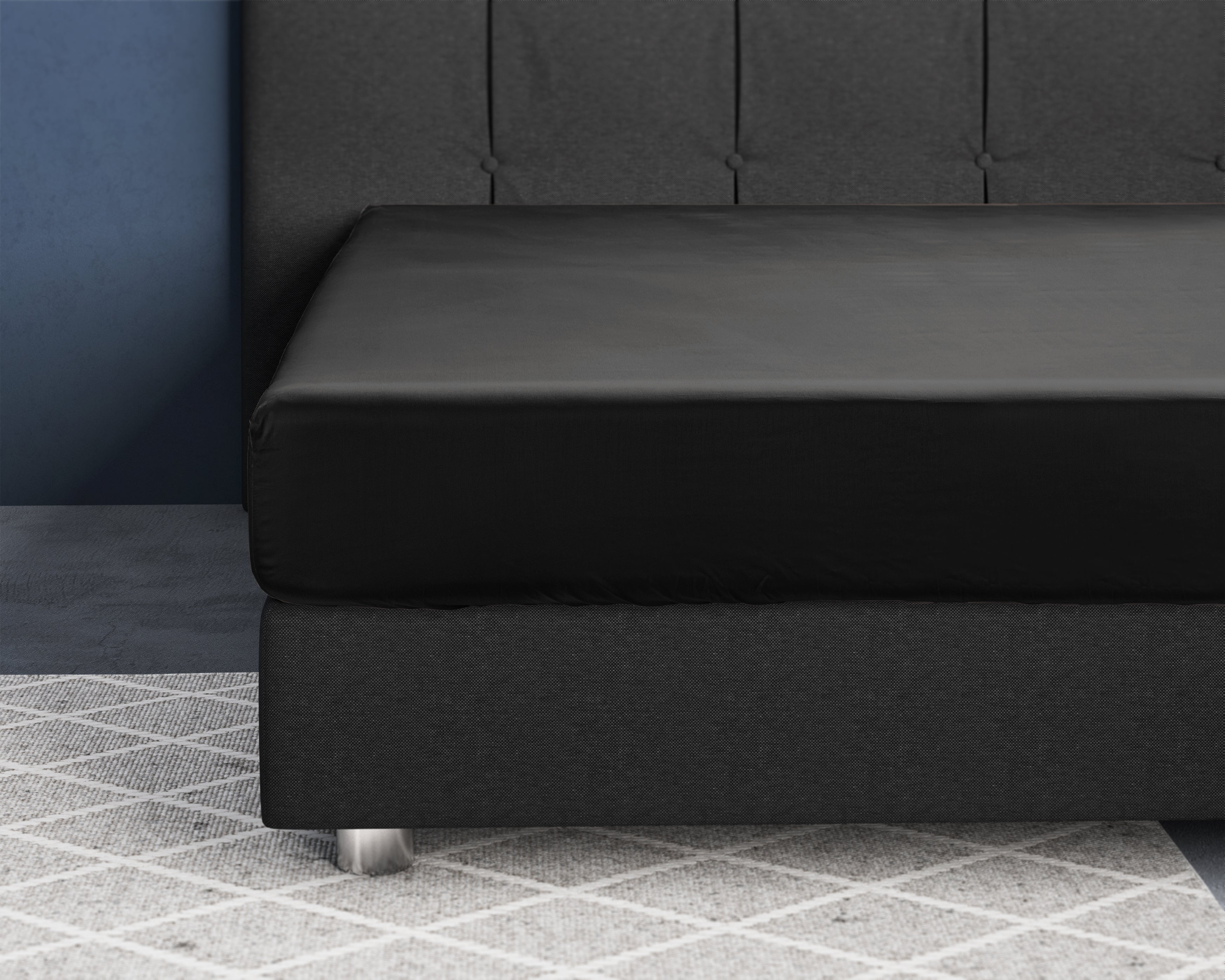 Satin Fitted Sheet Black - Reactive washed - Soft, smooth, breathable and has a light sheen - Free from harmful substances and skin-friendly