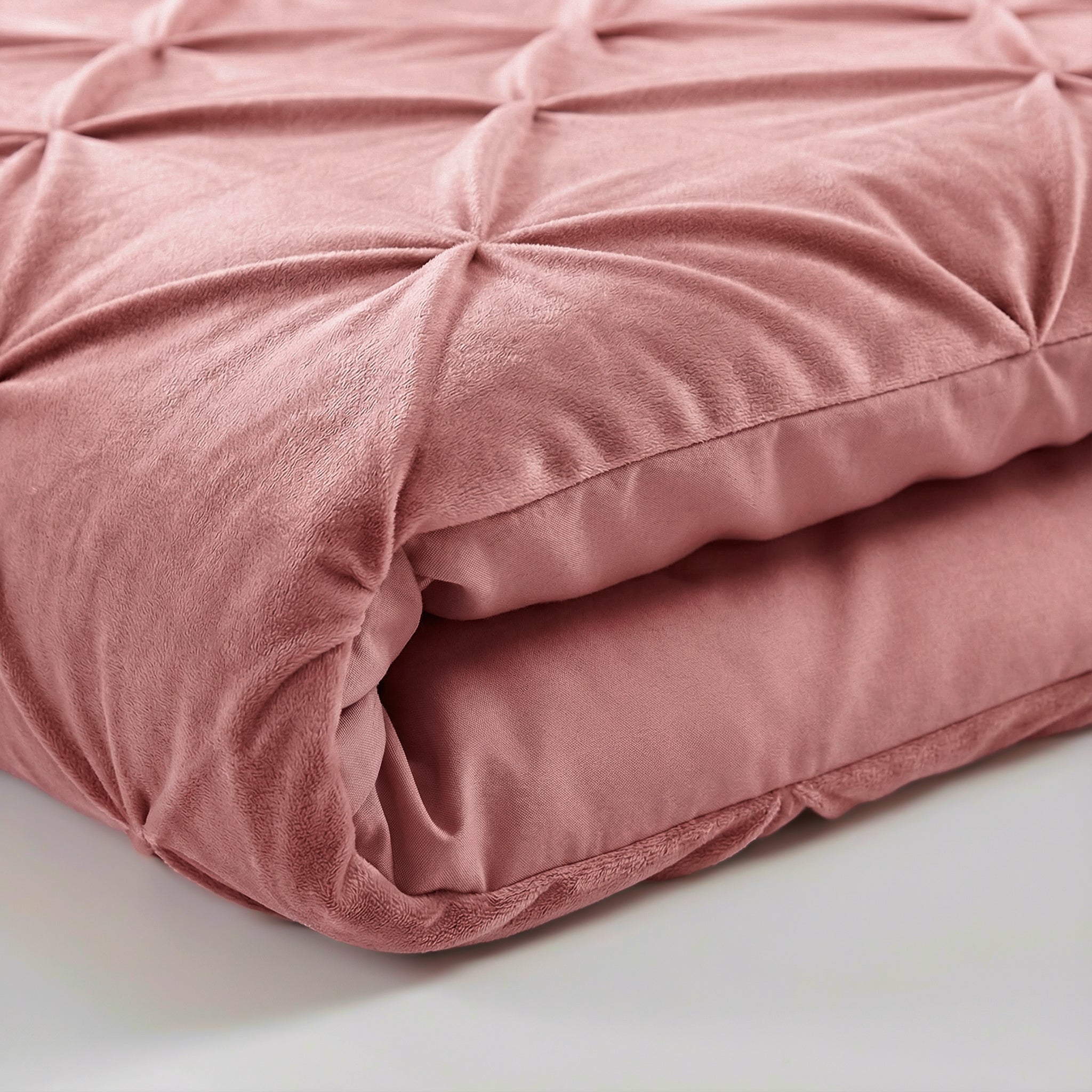Sleeptime Lazy Velvet Pintuck Dekbed - Roze - Voor het hele jaar