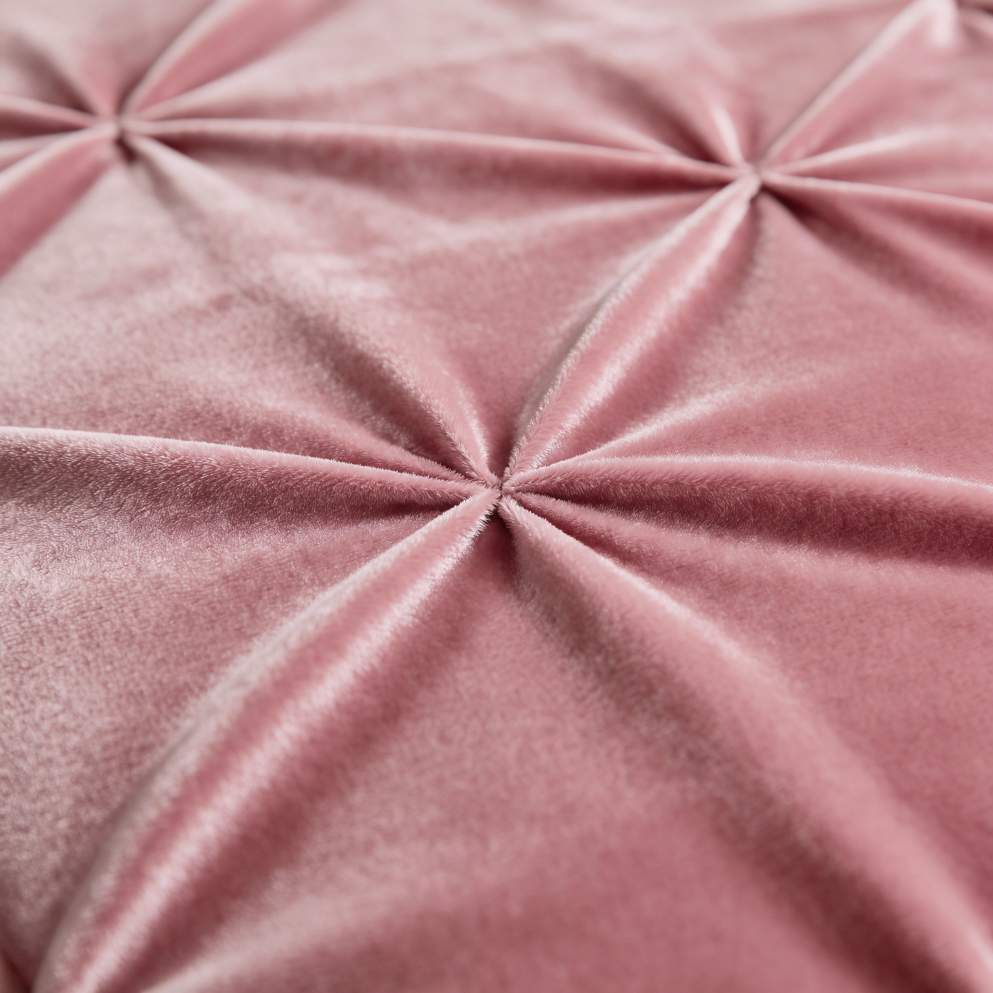 Sleeptime Lazy Velvet Pintuck Dekbed - Roze - Voor het hele jaar