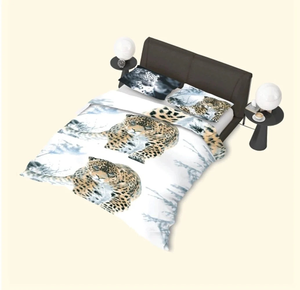 Snow Leopard Duvet Cover | Luxury & Comfort for Your Bedroom