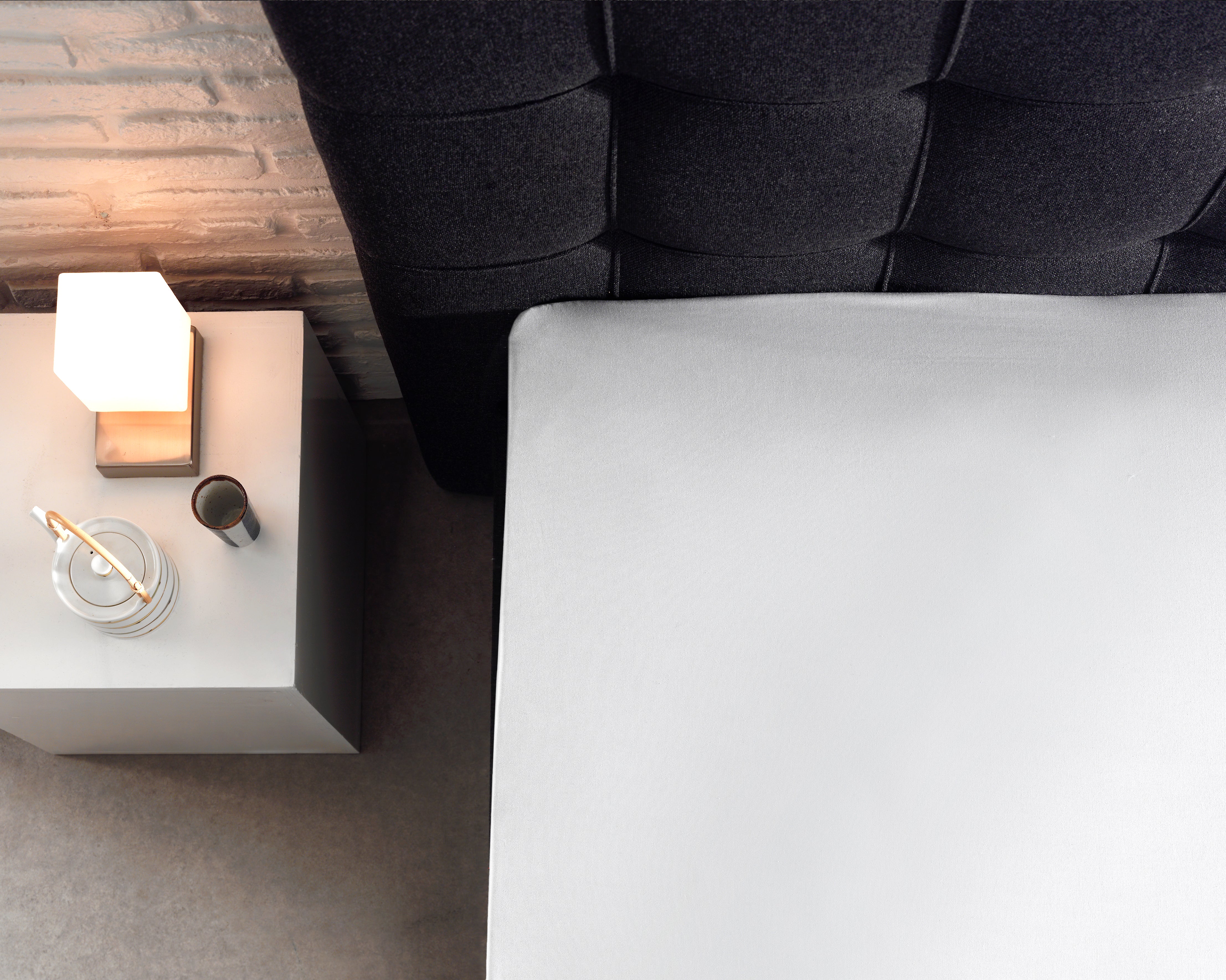 Split Topper Cotton Fitted Sheet White - Wonderfully Soft - Suitable for Box Springs and Mattresses - High-quality smooth cotton