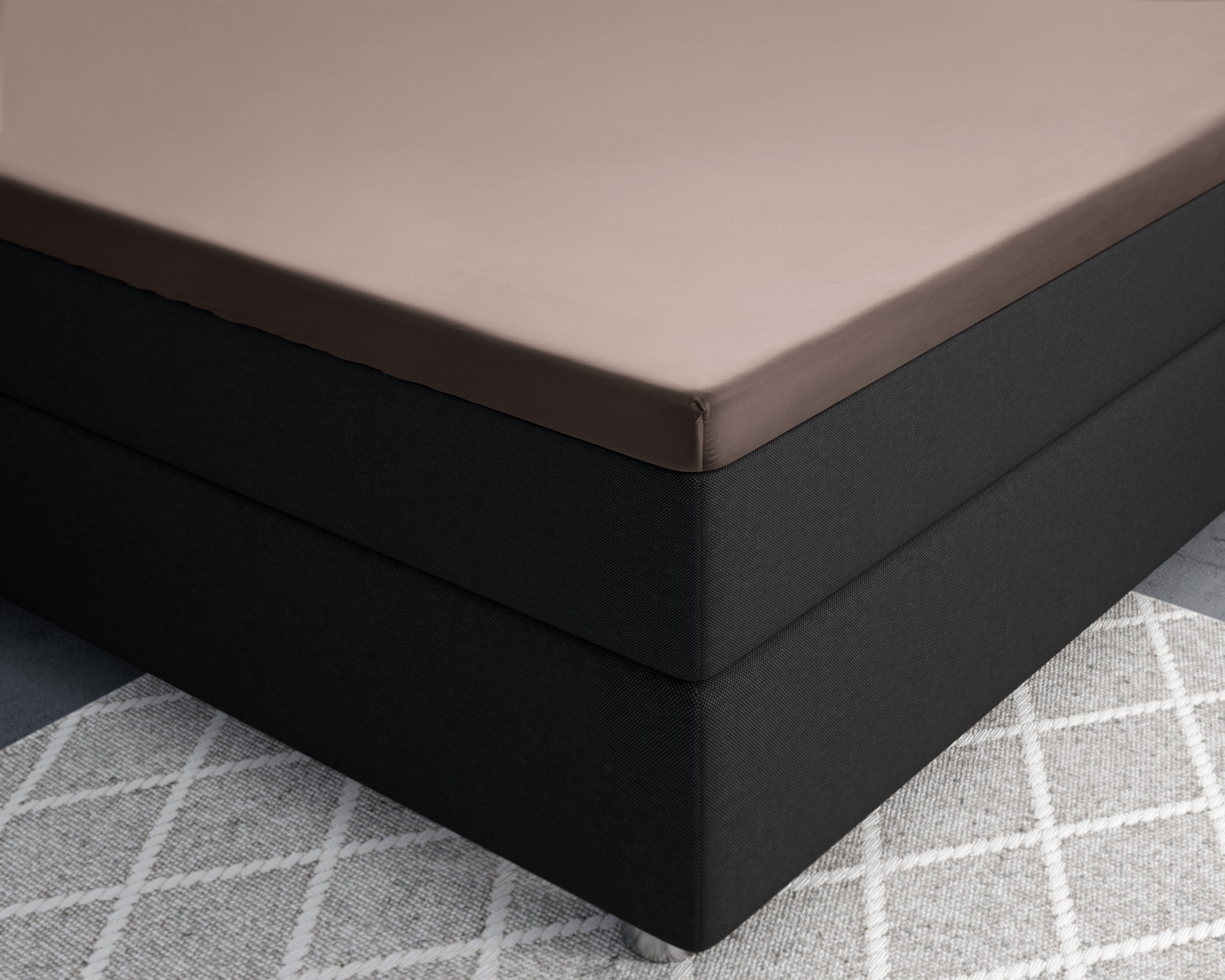 Split Topper Satin Fitted Sheet Taupe - Reactive washed - Soft, smooth, breathable and has a light sheen - Free from harmful substances and skin-friendly