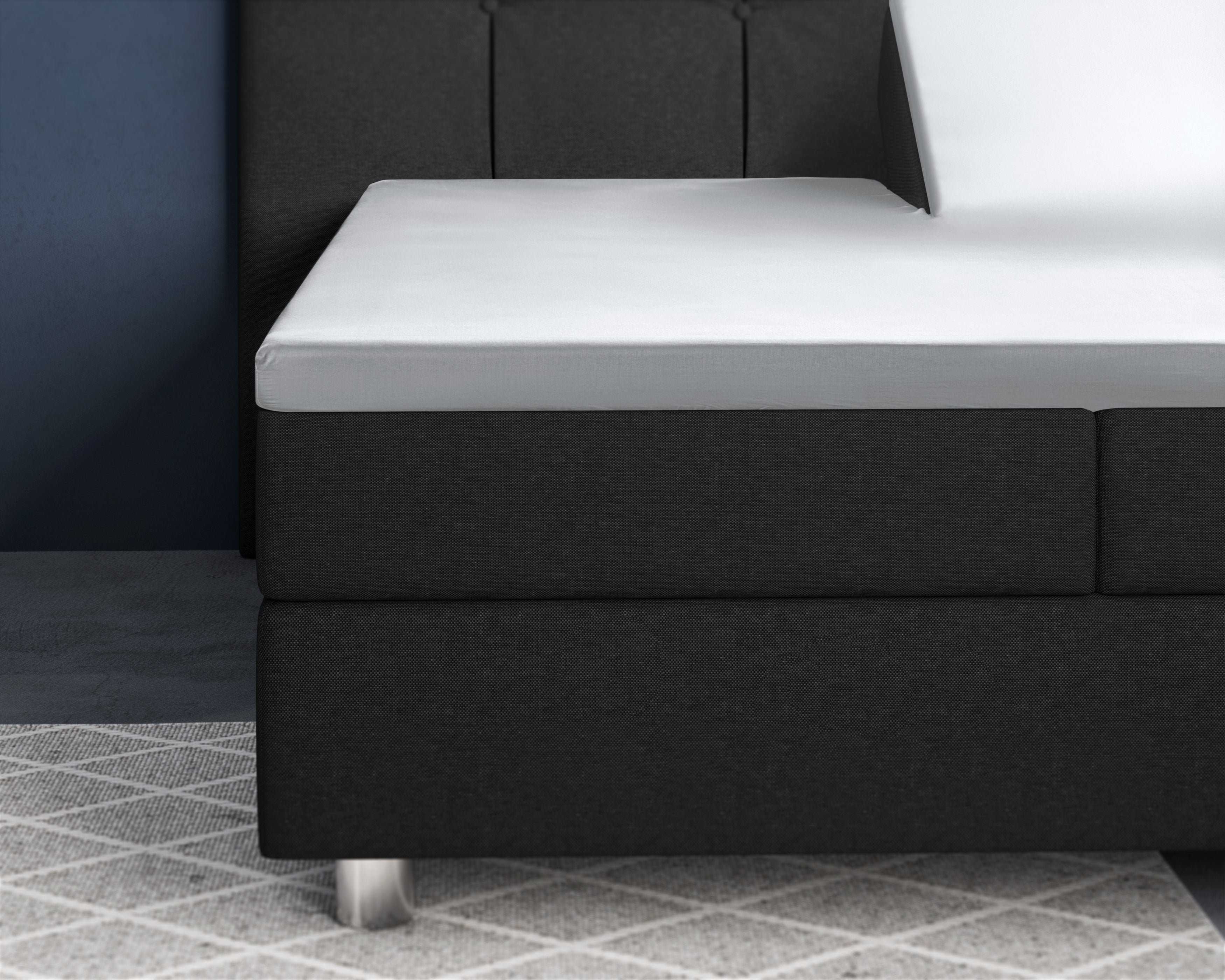 Split Topper Satin Fitted Sheet White - Reactive washed - Soft, smooth, breathable and has a light sheen - Free from harmful substances and skin-friendly