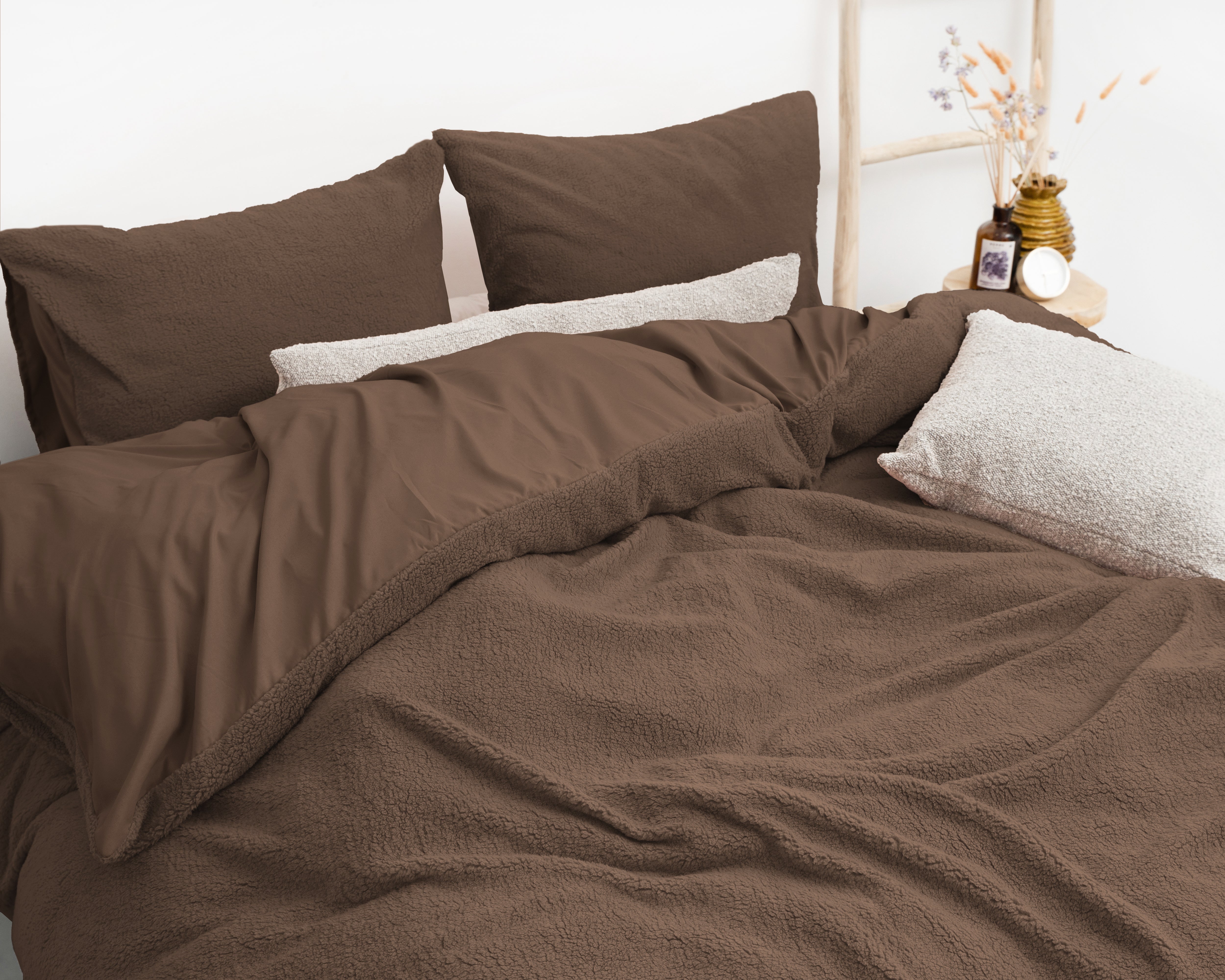 Teddy Duvet Cover Brown 135 x 200 - Cuddly night's sleep - Soft and warm - Warm and luxurious feeling
