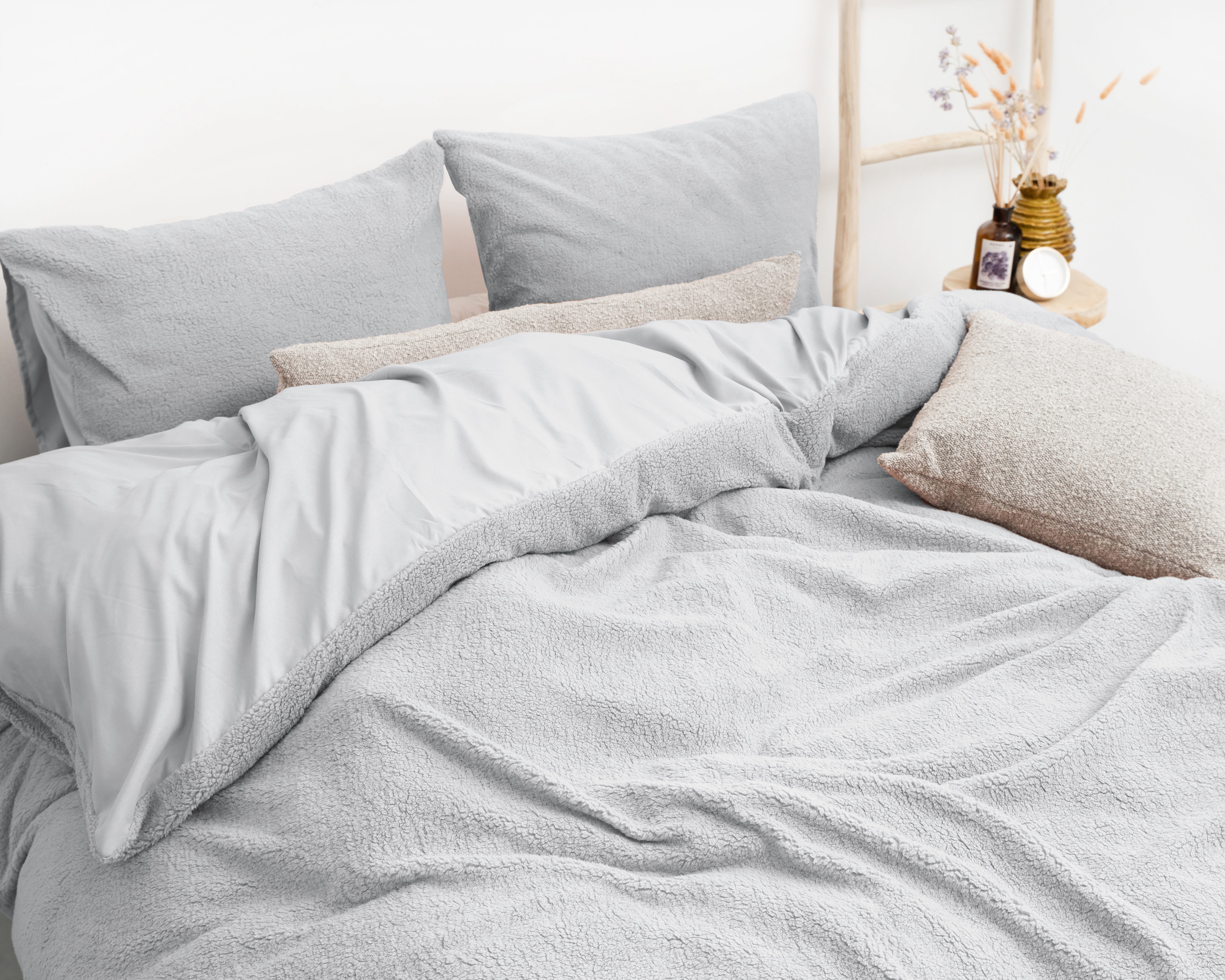 Teddy Duvet Cover Grey - Cuddly night's sleep - Soft and warm - Warm and luxurious feeling