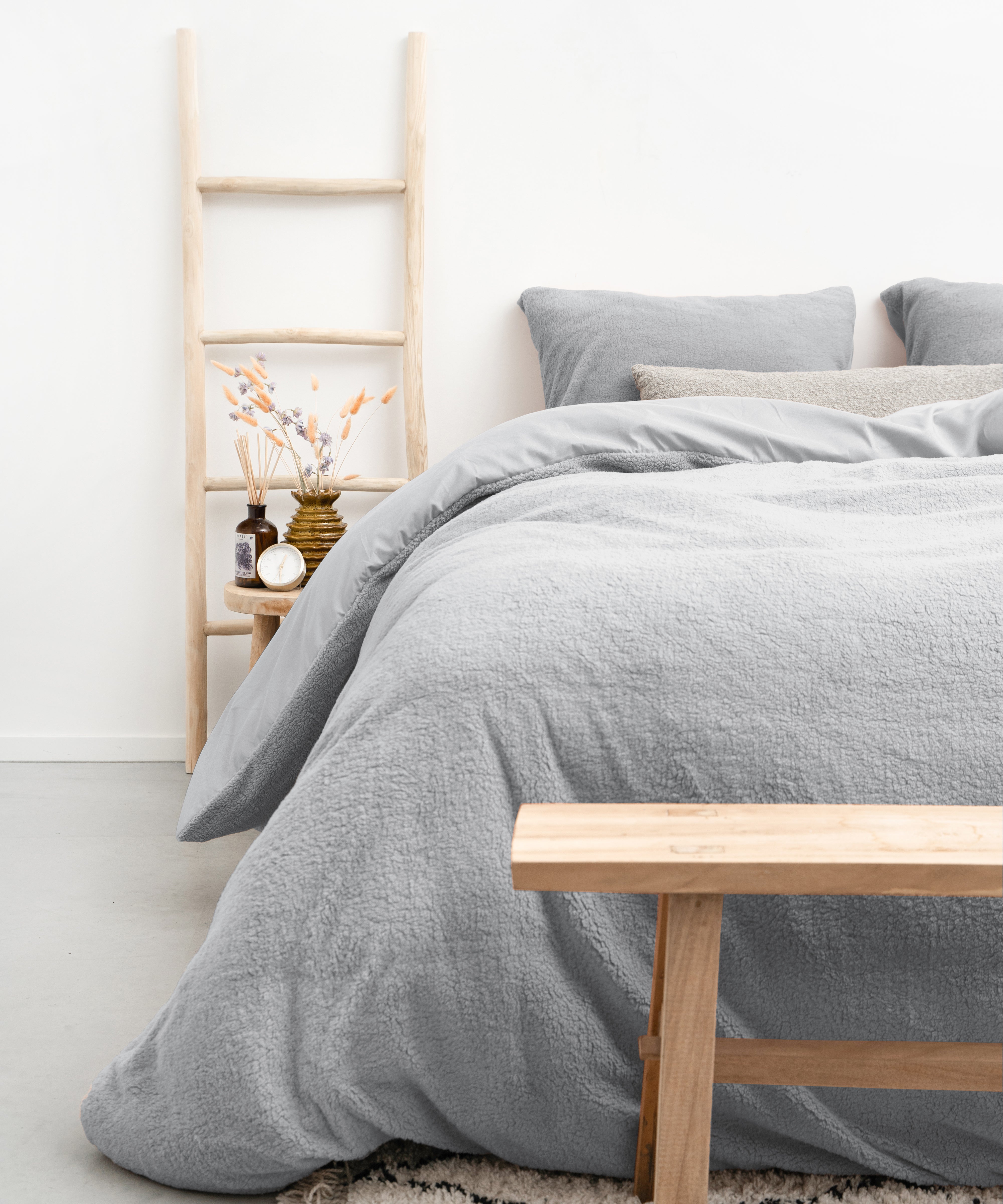 Teddy Duvet Cover Grey - Cuddly night's sleep - Soft and warm - Warm and luxurious feeling