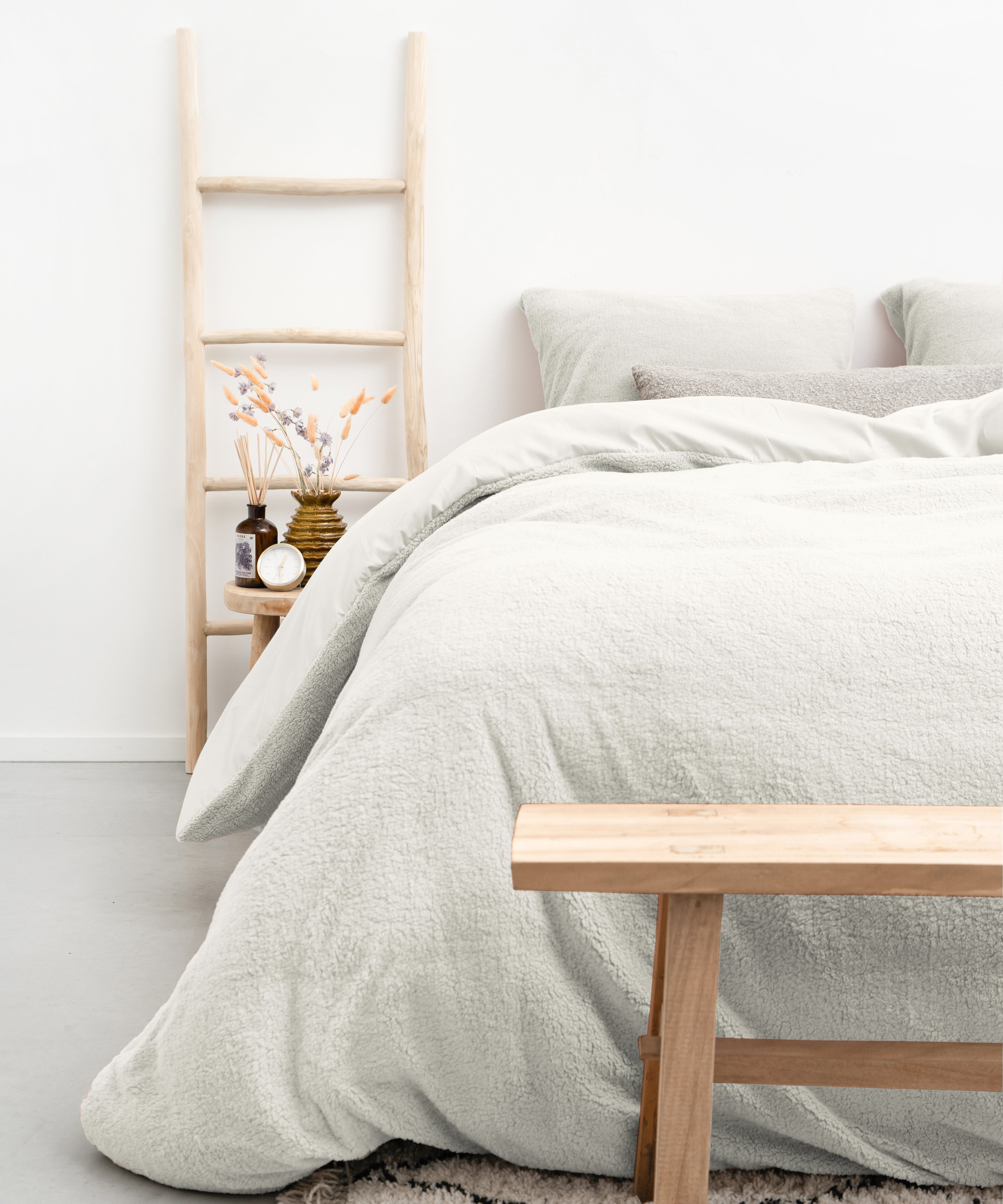 Teddy Duvet Cover White - Cuddly night's sleep - Soft and warm - Warm and luxurious feeling