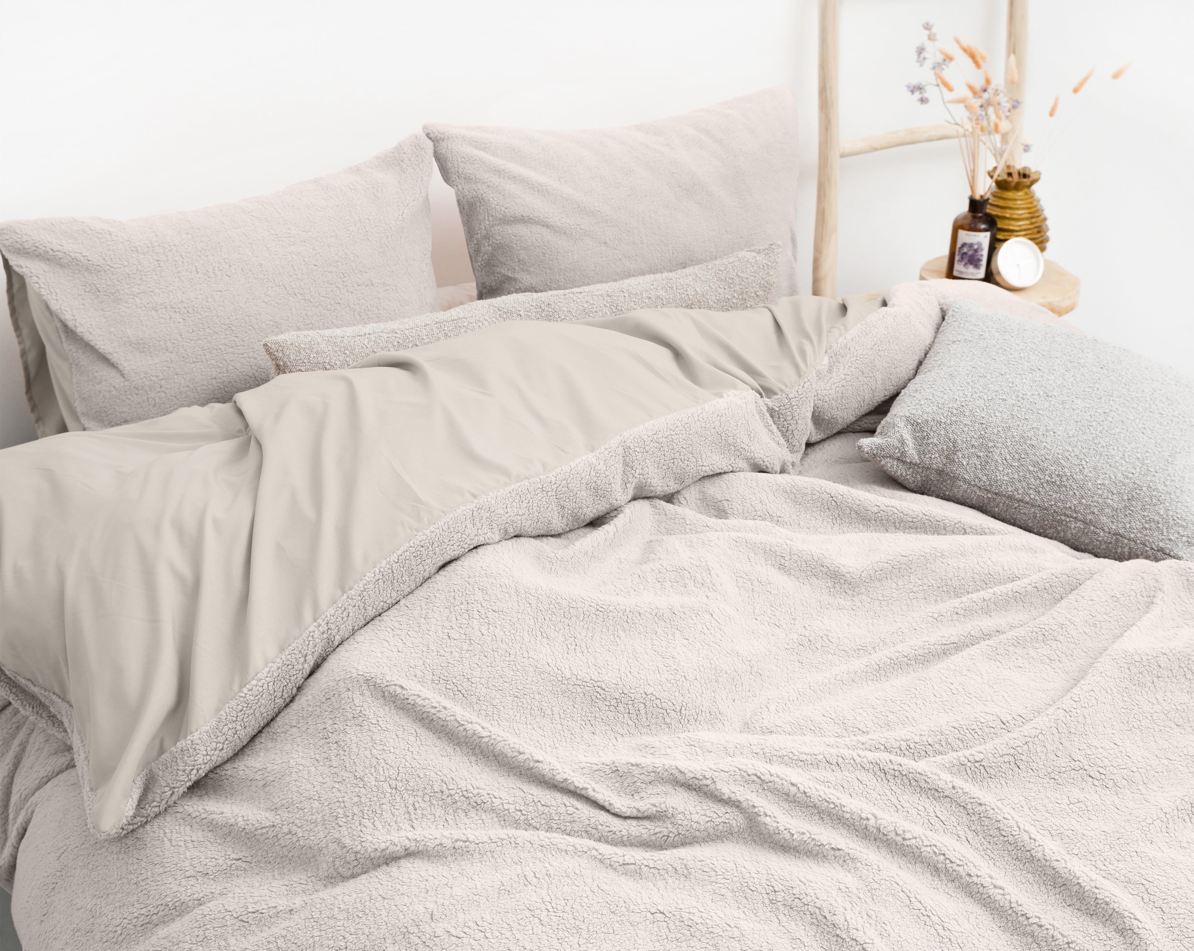 Teddy Cotton Duvet Cover Taupe - Cooling underside - 100% breathable cotton - Cuddly night's sleep