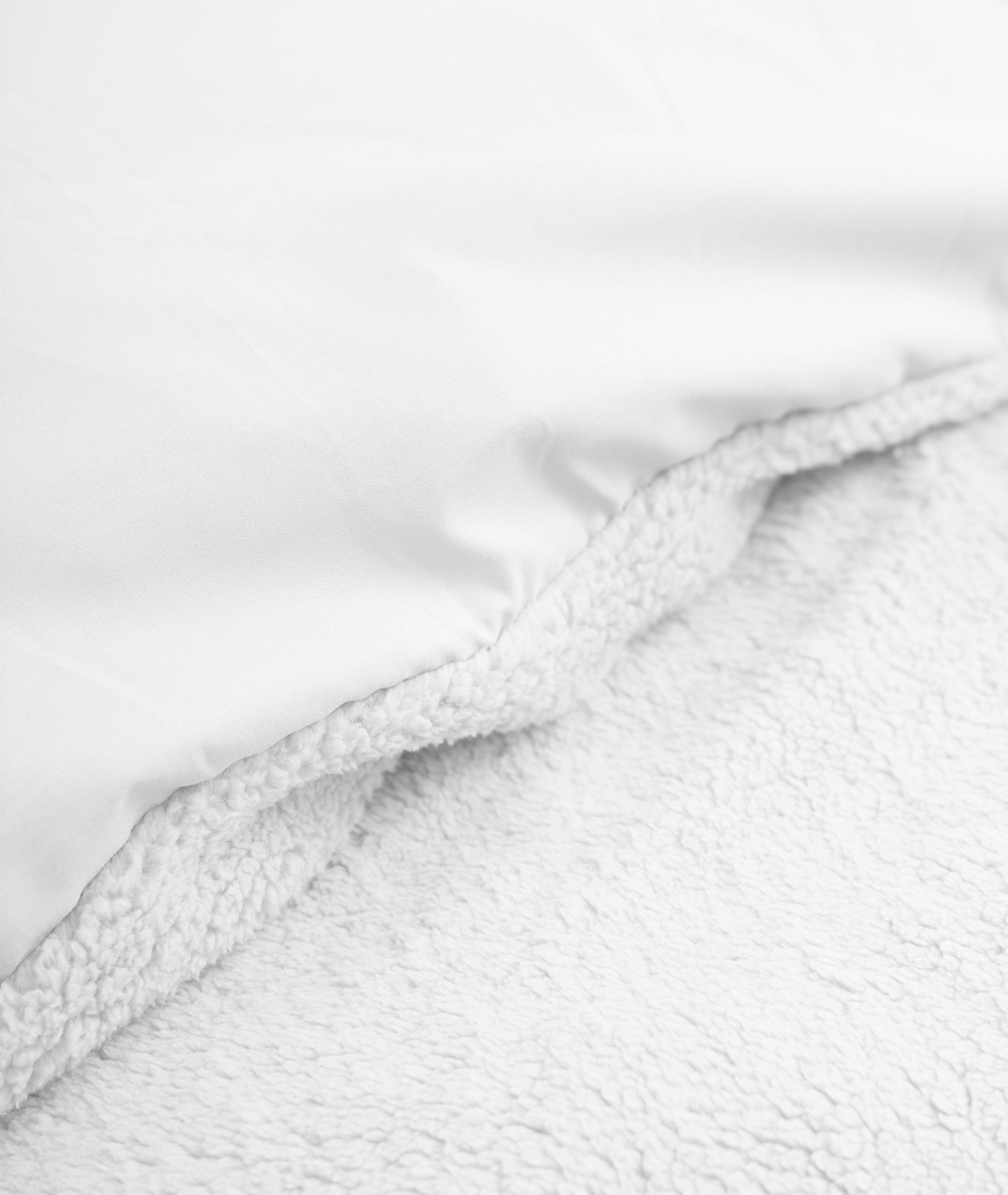 Teddy Cotton Duvet Cover White - Cooling underside - 100% breathable cotton - Cuddly night's sleep