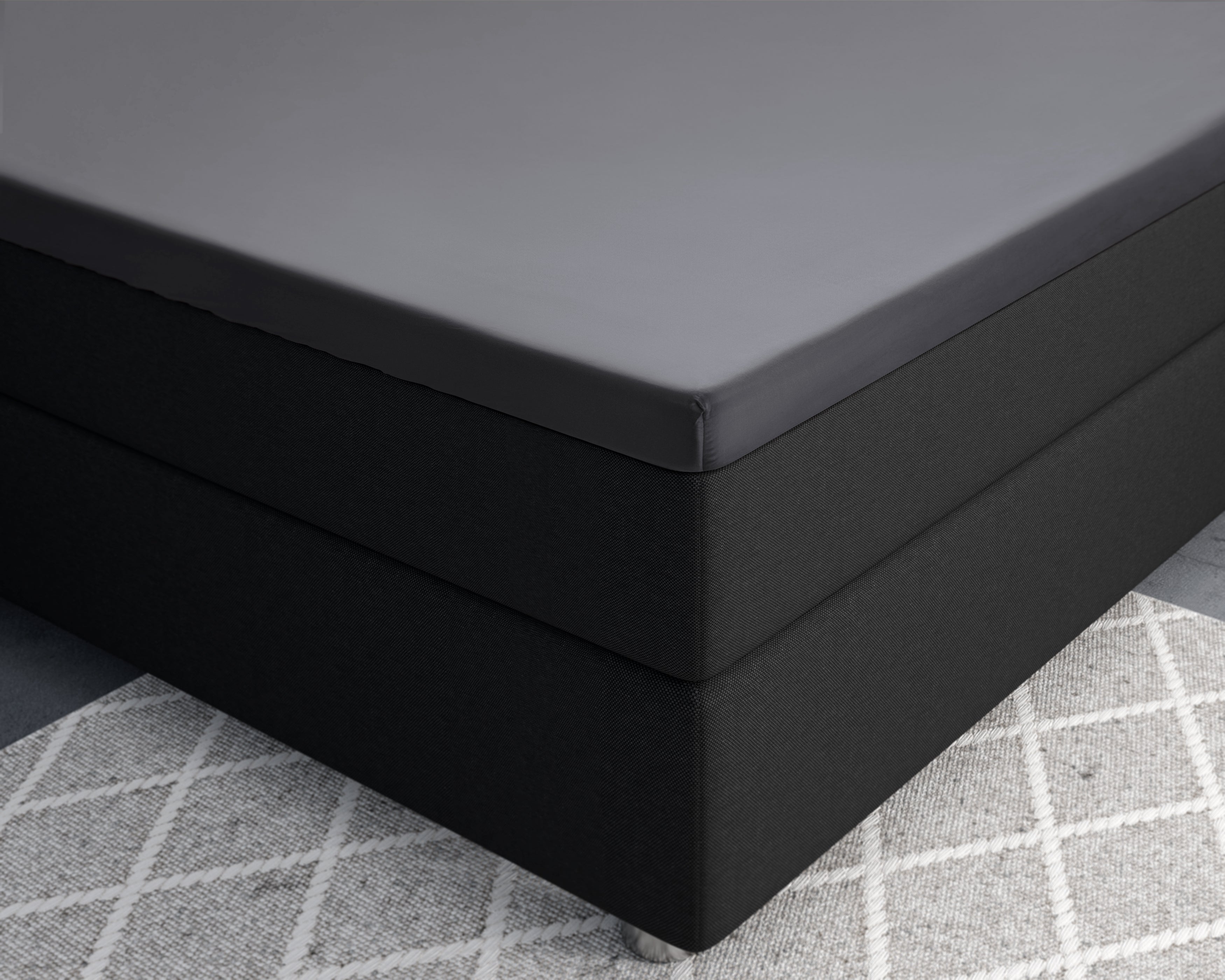 Topper Satin Fitted Sheet Anthracite - Reactive washed - Soft, smooth, breathable and has a light sheen - Free from harmful substances and skin-friendly