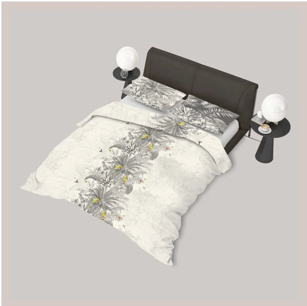 Tropical Capricorn Duvet Cover – Tropical Atmosphere, World Map & Birds