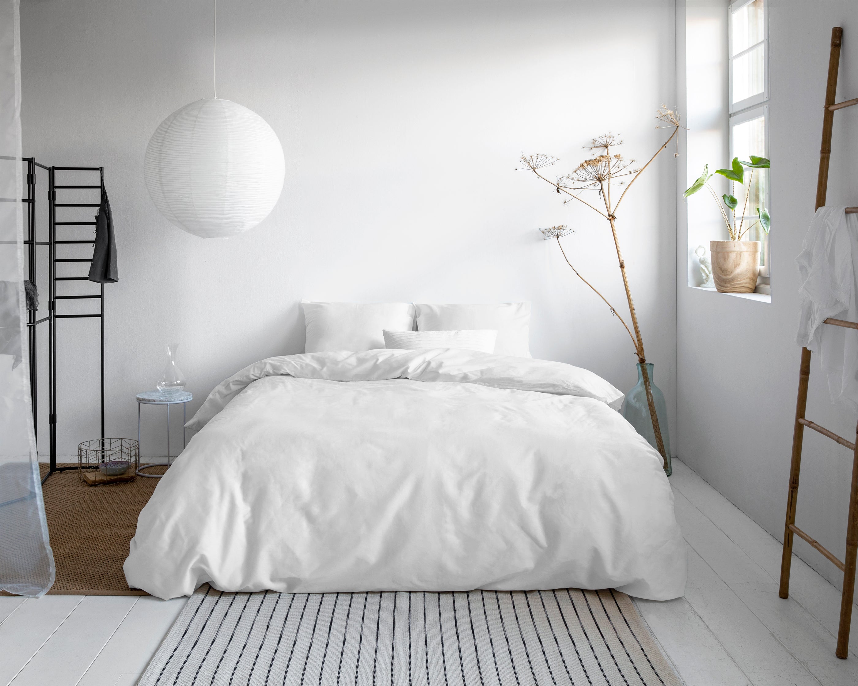 Uni Satin Duvet Cover White - Luxury Satin - High Quality - Modern