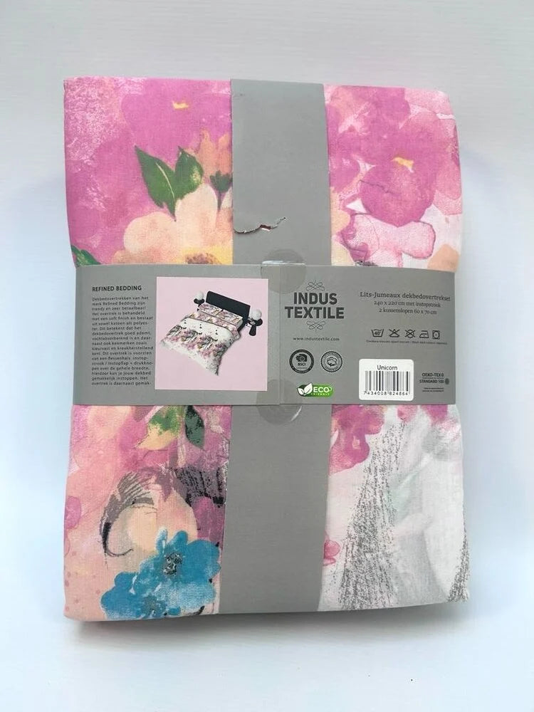 Unicorn Duvet Cover – Magical Design & Comfort