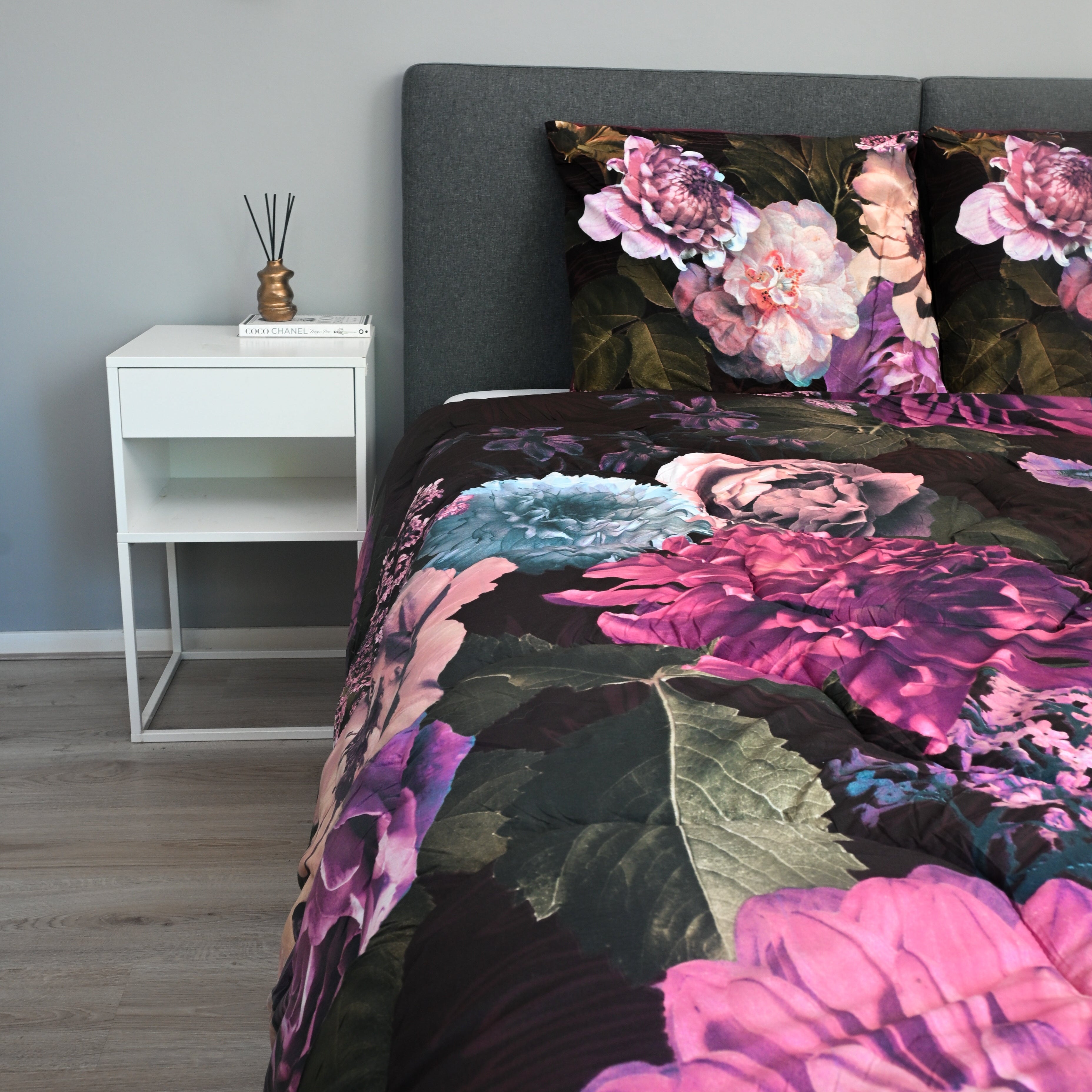All-in-One Lazy Duvet Purple Flowers - Shipping from September 29th