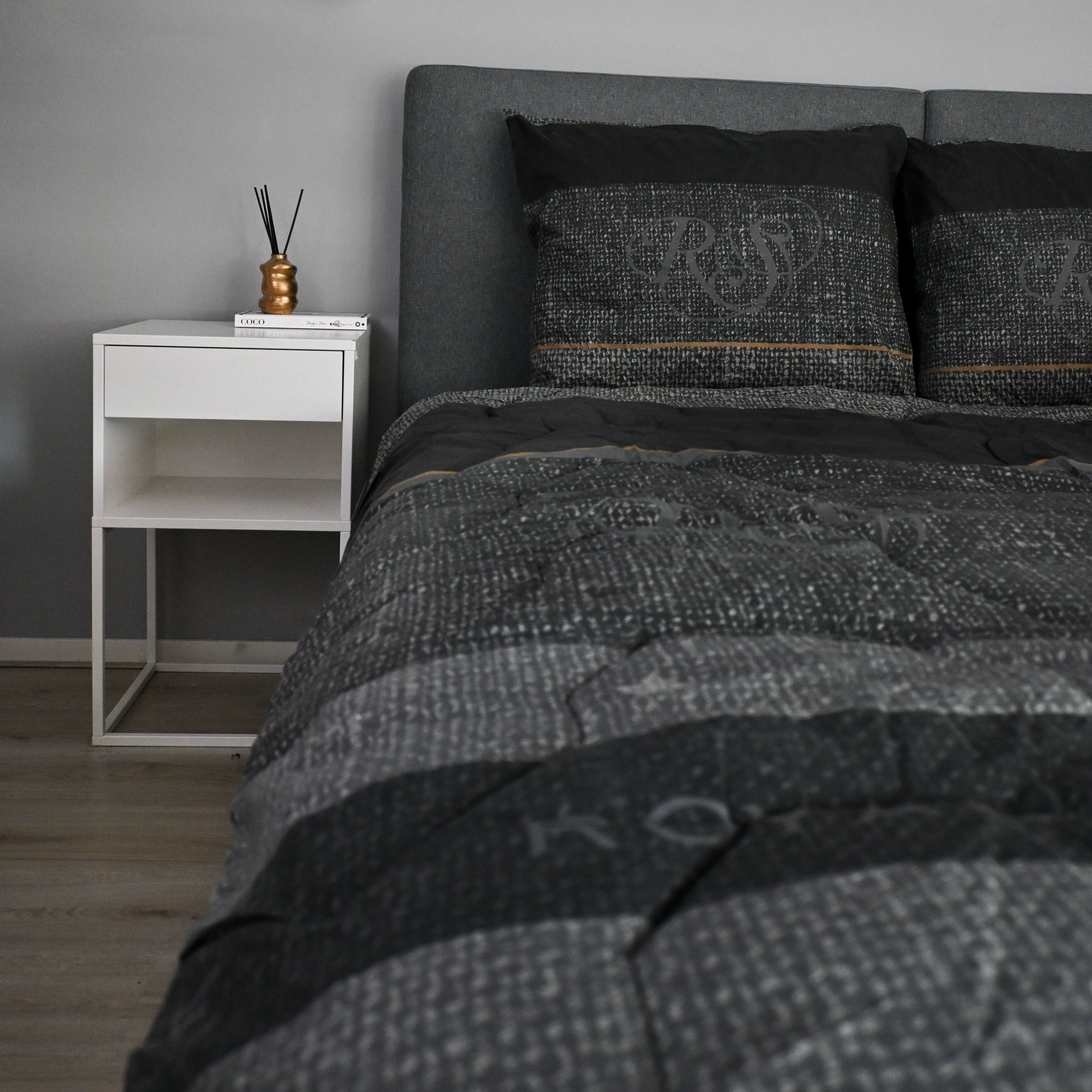 All-in-One Lazy Duvet Royal Suite - Duvet with pillowcases