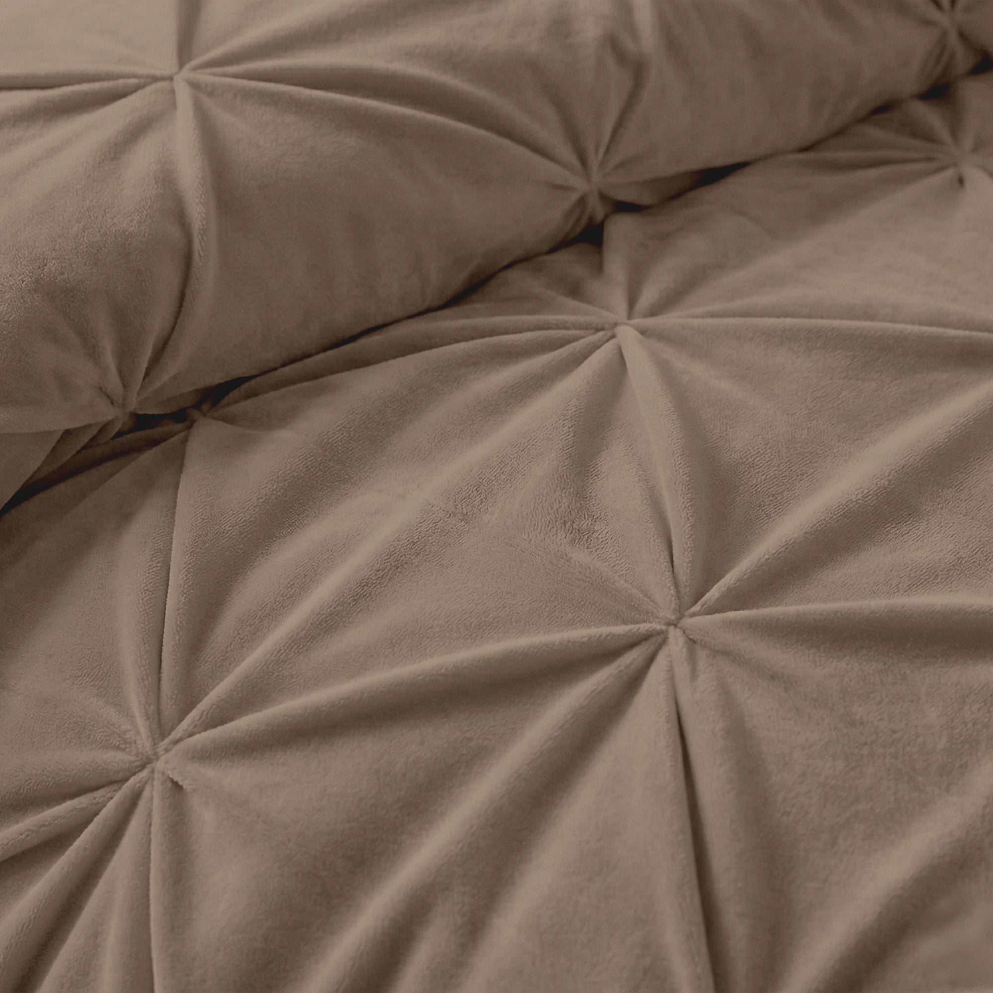 Valking Velvet Pintuck Dekbed - Dark Taupe - Voor het hele jaar