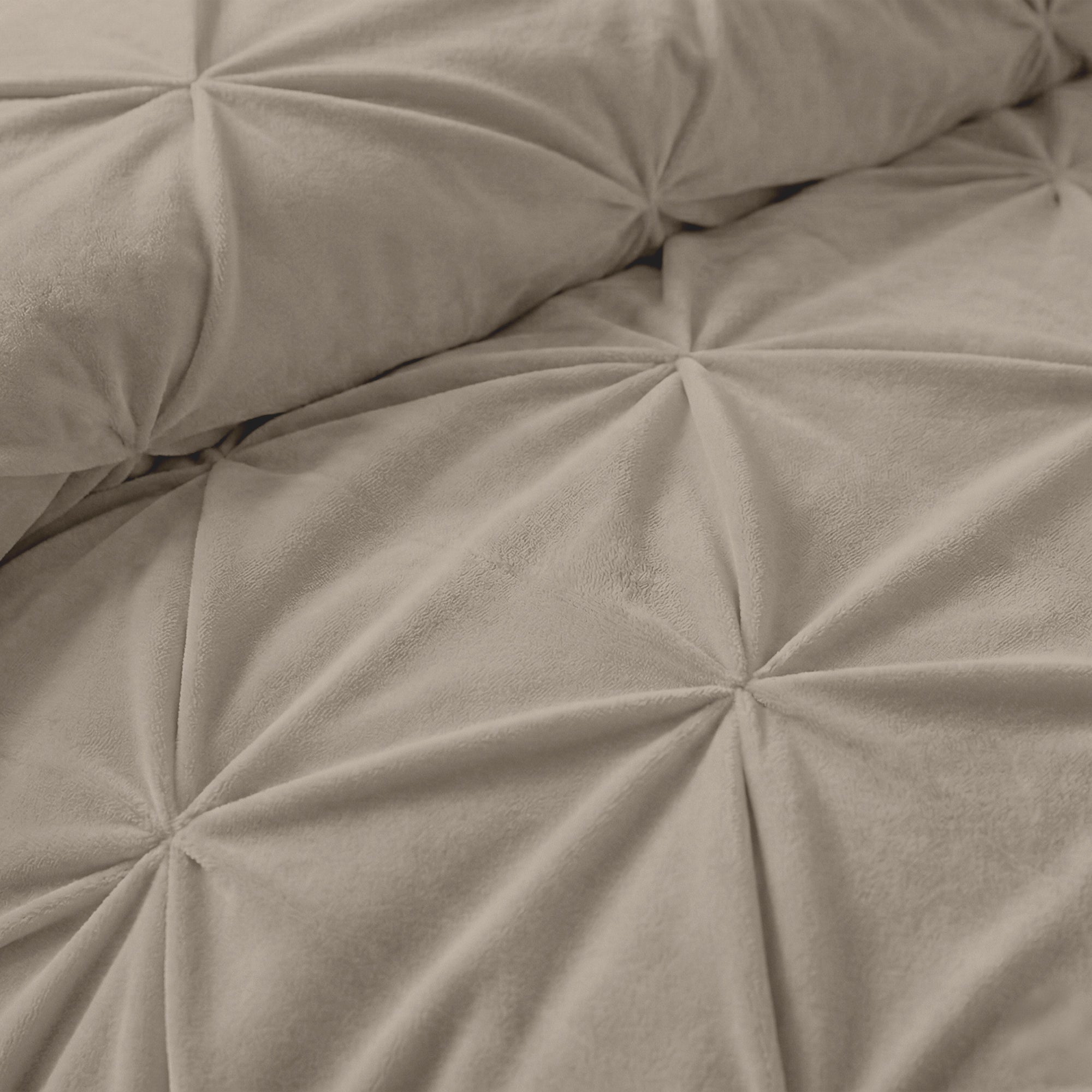 Valking Velvet Pintuck Dekbed - Light Taupe - Voor het hele jaar