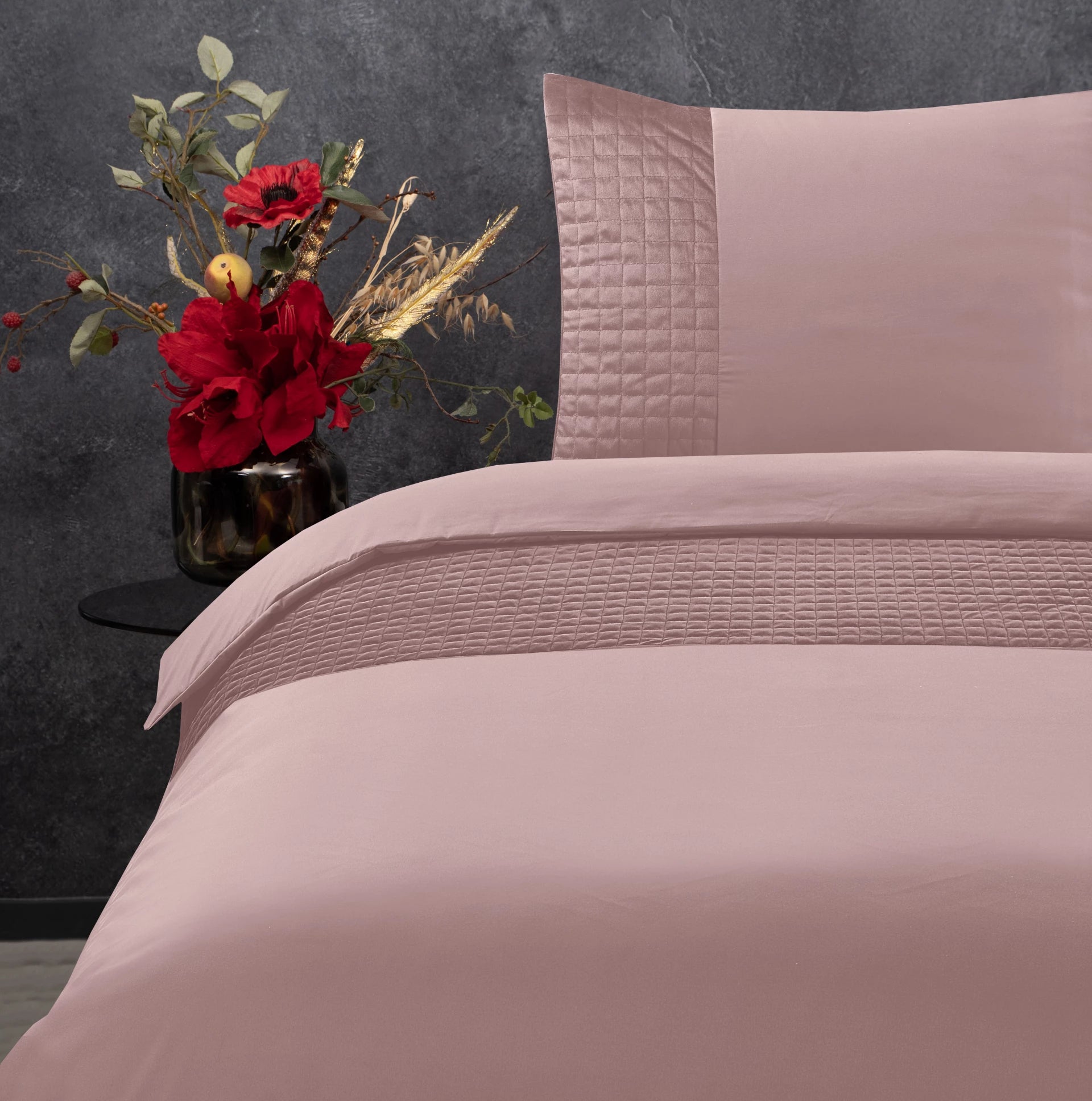 Velvet Band Roze Dekbedovertrek - Luxe velvet band - Fluweel zacht - Carre gestikt