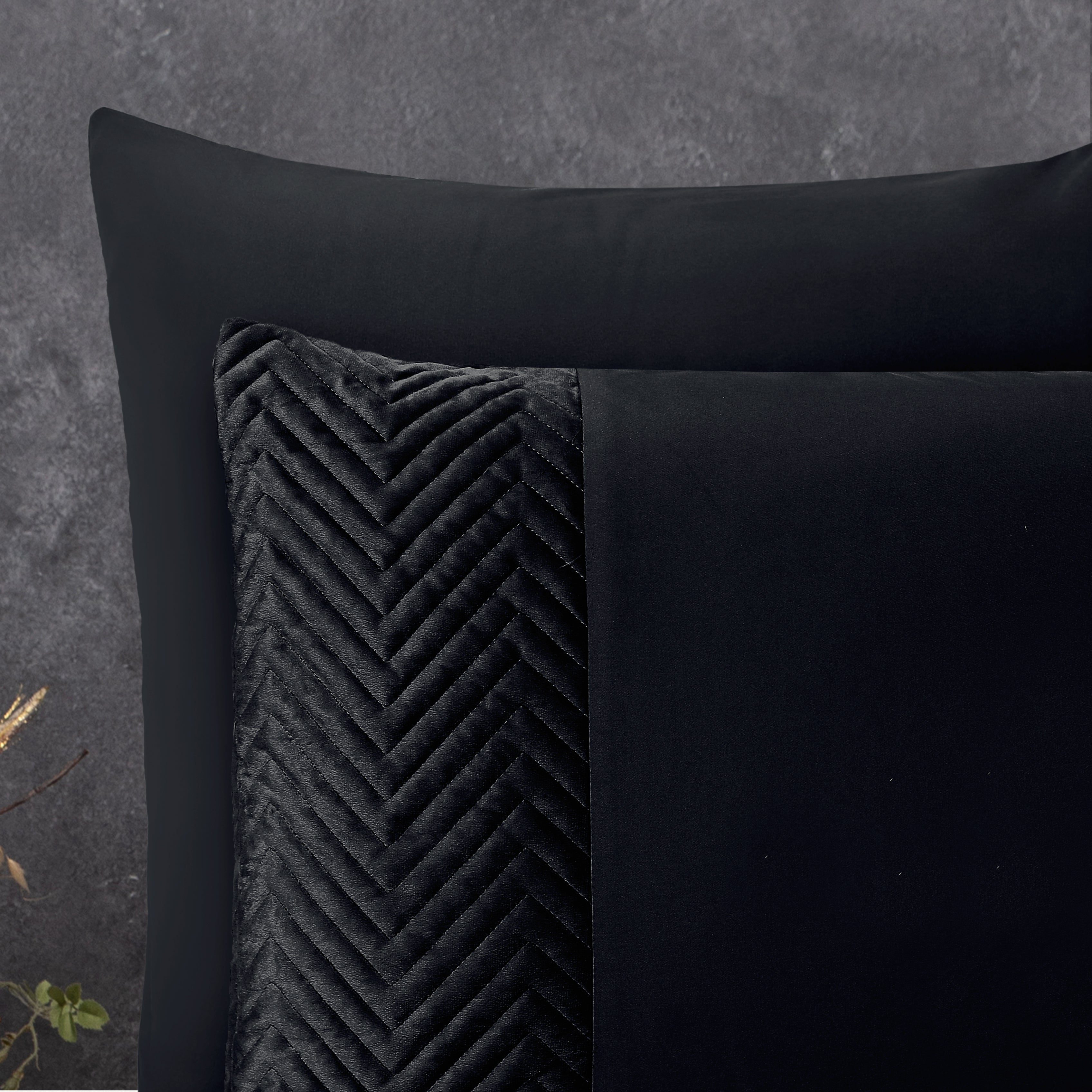 Velvet Crossline Black Duvet Cover - Luxurious velvet band - Velvet soft - Square stitched