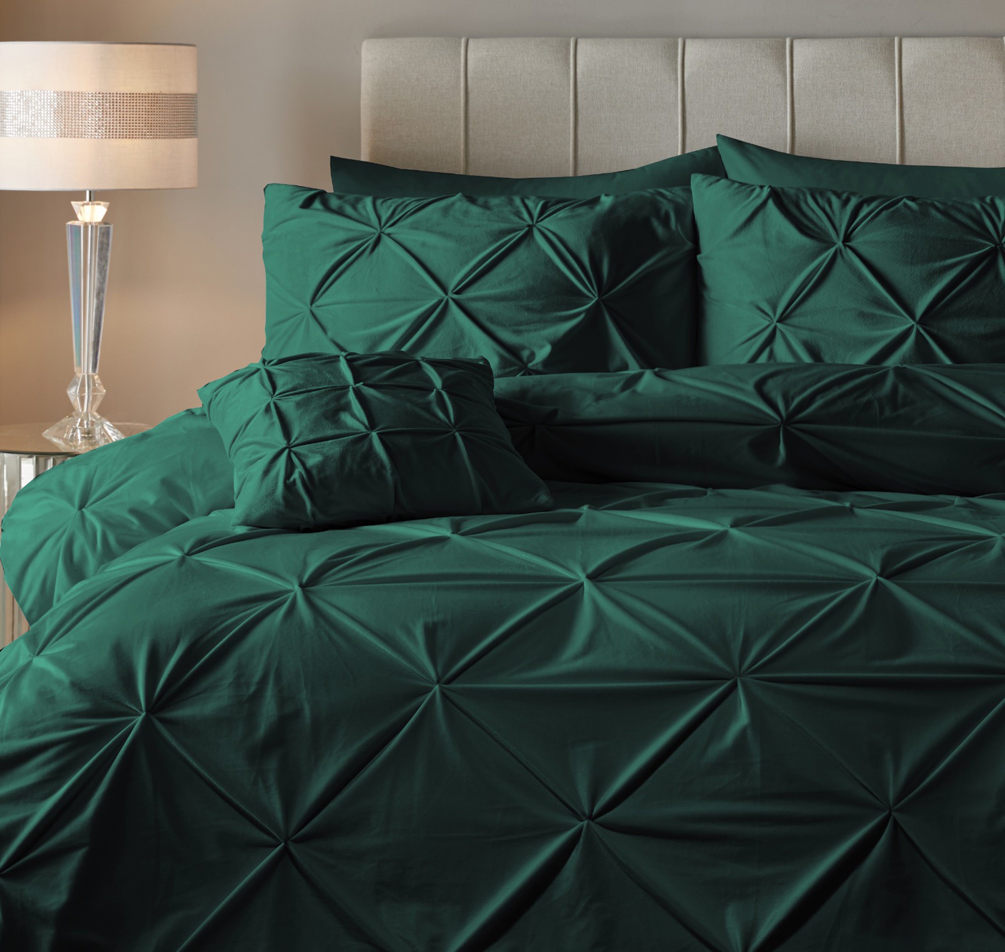 Velvet Pintuck Duvet Cover Green - Velvety soft - Chic design - Luxury packaging