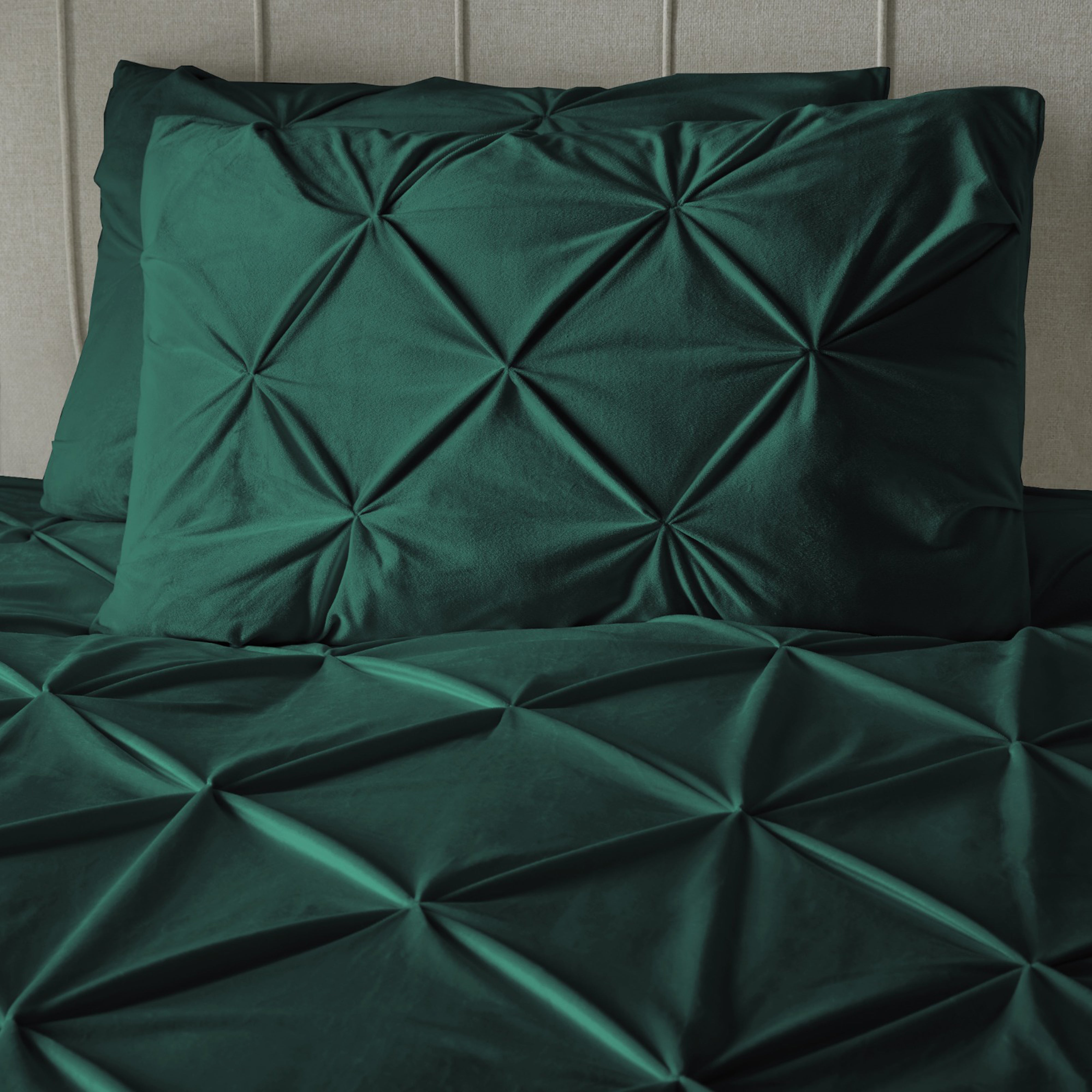Velvet Pintuck Duvet Cover Green - Velvety soft - Chic design - Luxury packaging